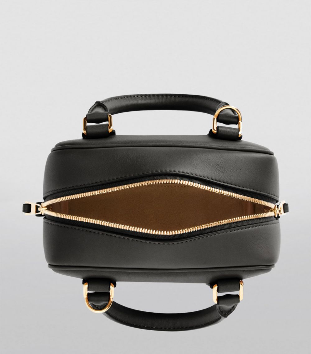 Loewe Loewe Leather Amazona 16 Top-Handle Bag