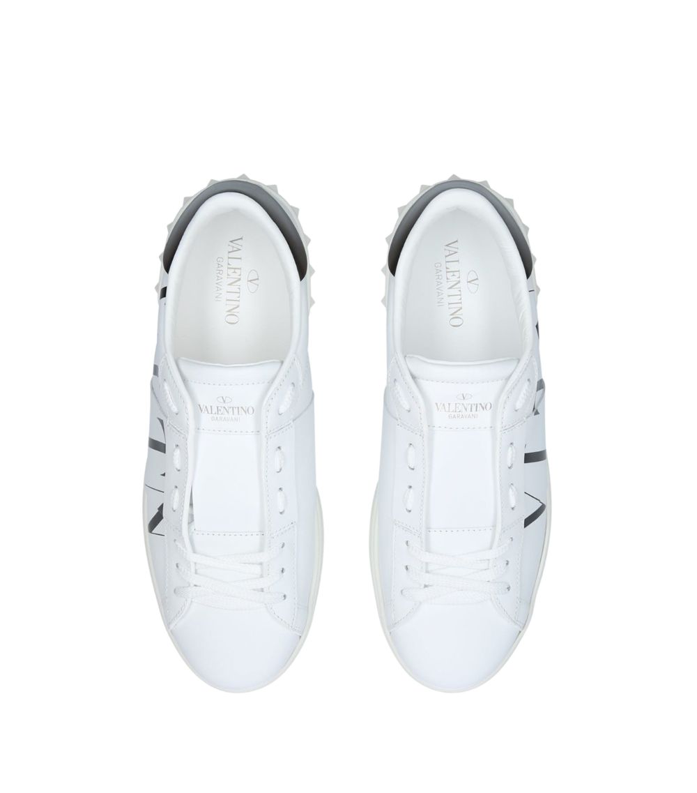 VALENTINO GARAVANI Valentino Garavani Valentino Garavani Rockstud Logo Sneakers