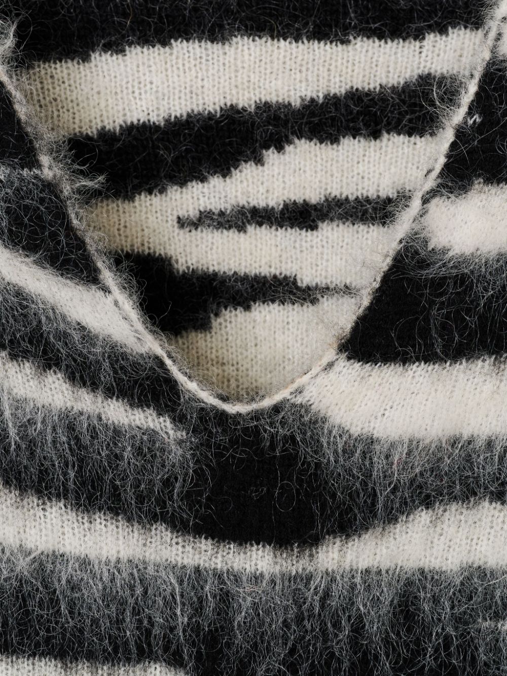 Marc Jacobs MARC JACOBS- Zebra Print Wool Sweater