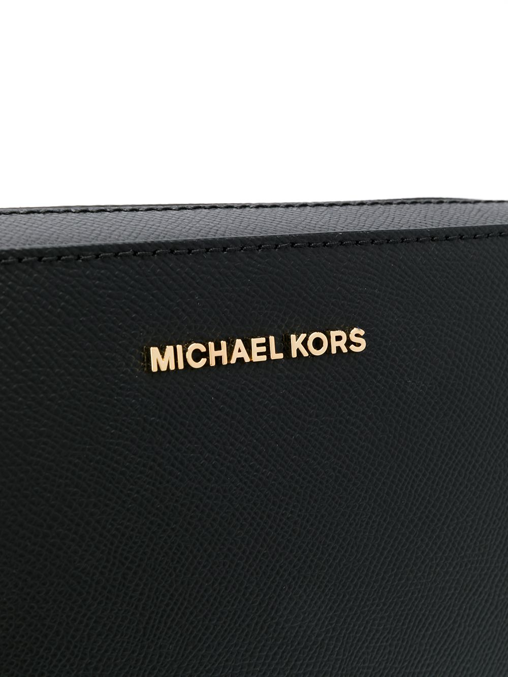  MICHAEL MICHAEL KORS- Jet Set Crossbody Bag