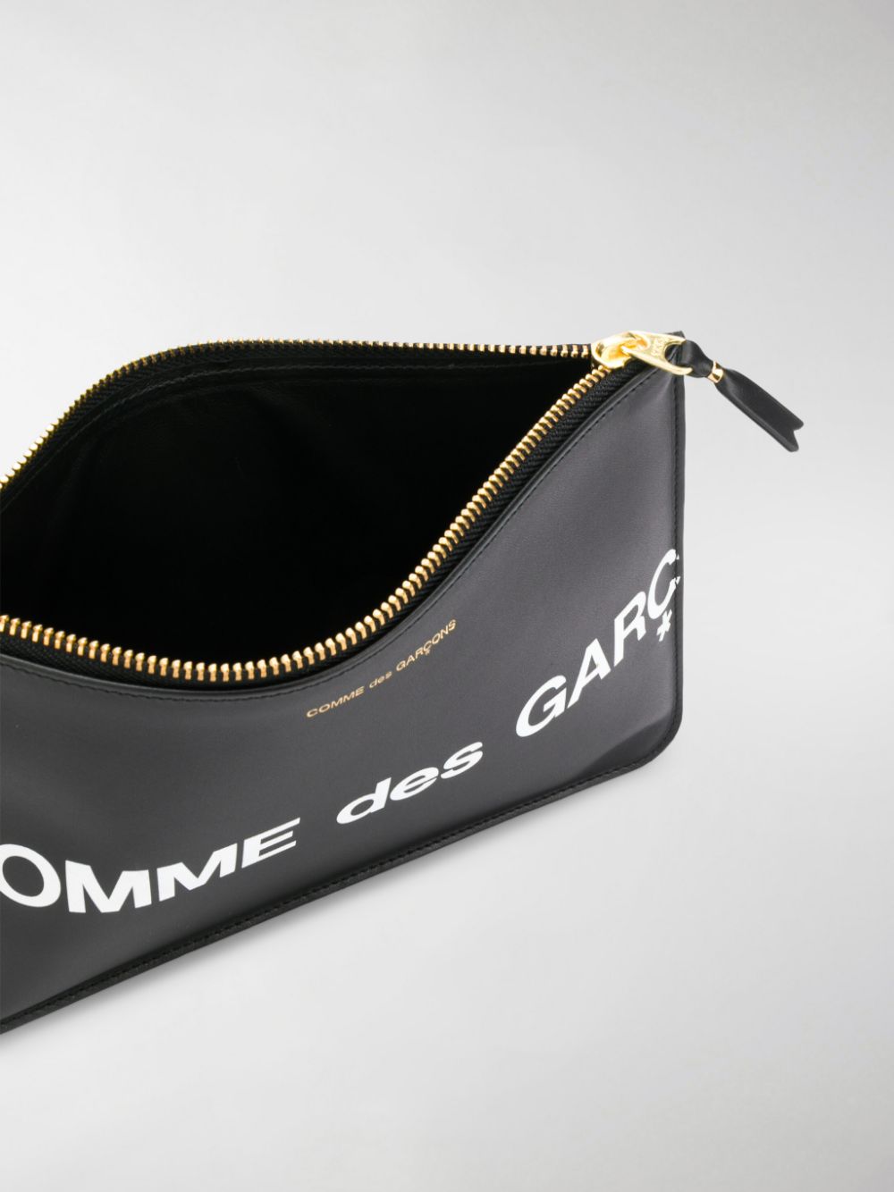 COMME des GARÇONS COMME DES GARCONS- Leather Clutch