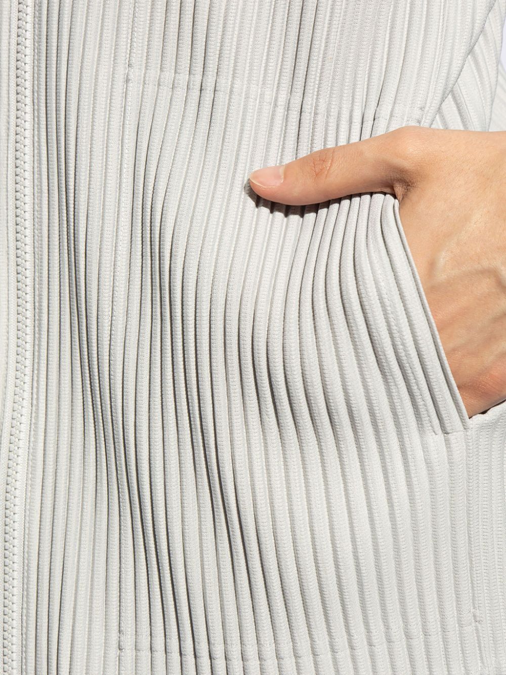  HOMME PLISSE' ISSEY MIYAKE- Pleated Full Zip Cardigan
