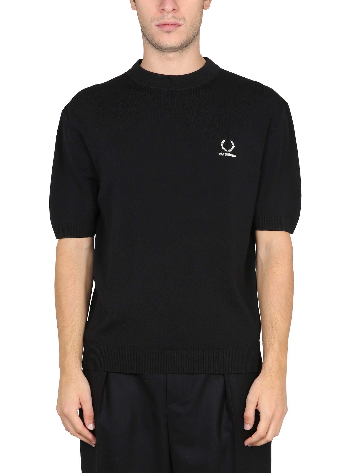 fred perry x raf simons fred perry x raf simons knitted t-shirt with logo embroidery