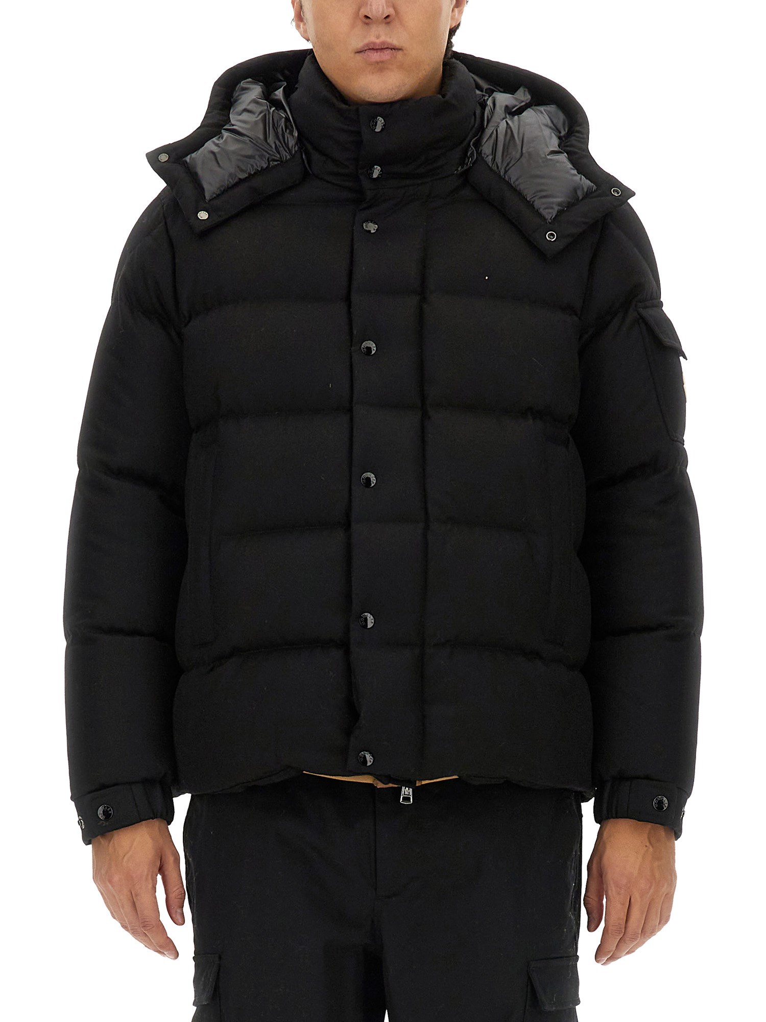 Moncler moncler short down jacket "vezere"