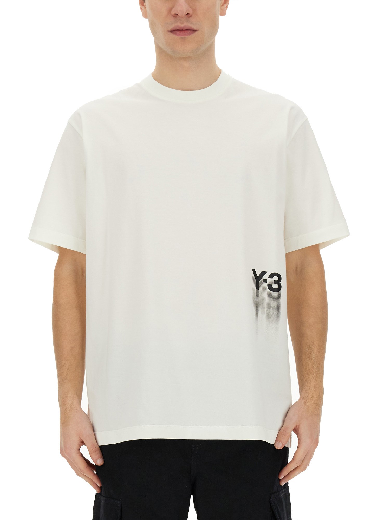  y - 3 t-shirt with logo