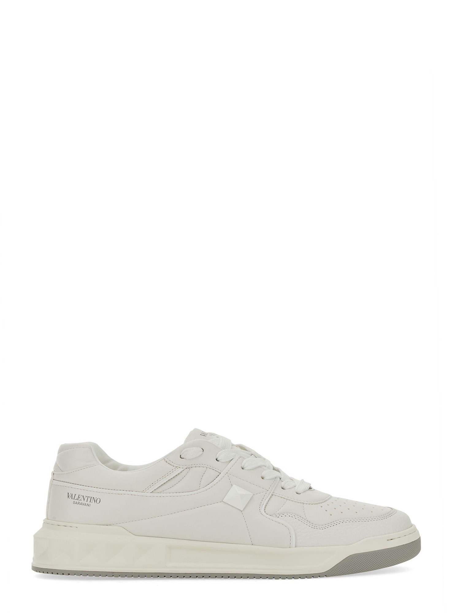 VALENTINO GARAVANI valentino garavani "low-top one stud" sneaker