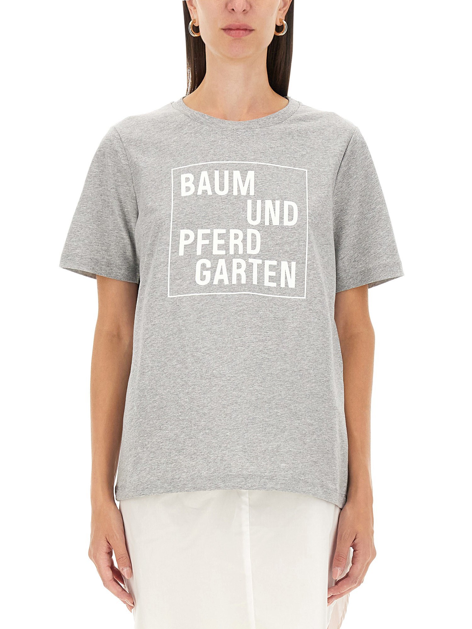 baum und pferdgarten baum und pferdgarten jawo t-shirt