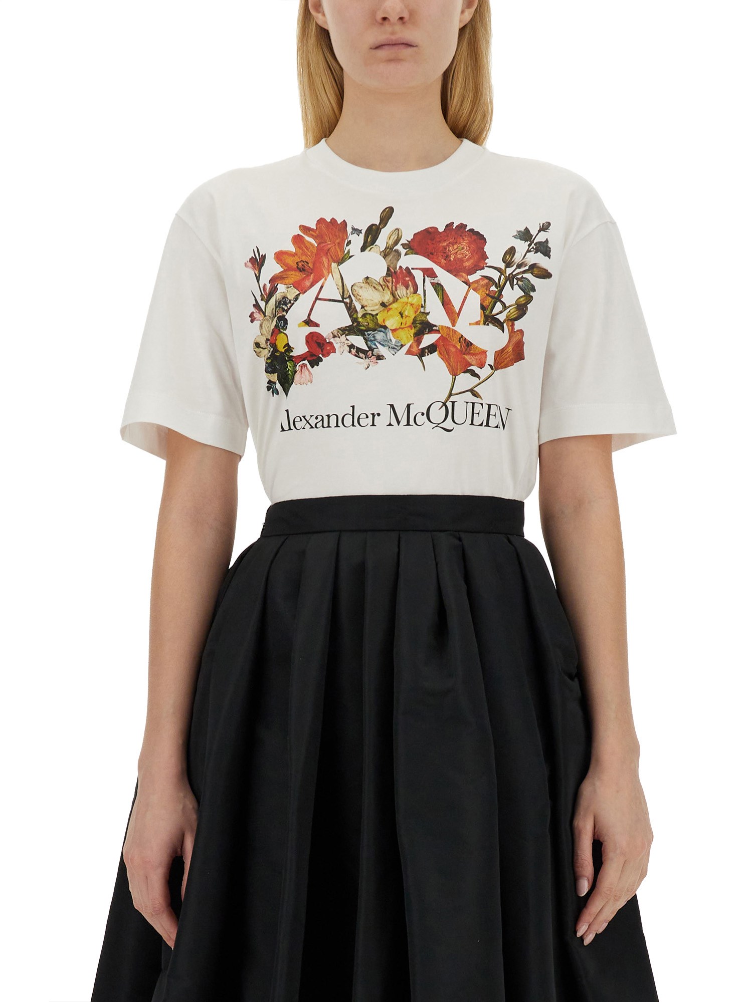 Alexander McQueen alexander mcqueen t-shirt with logo and dutch flower motif