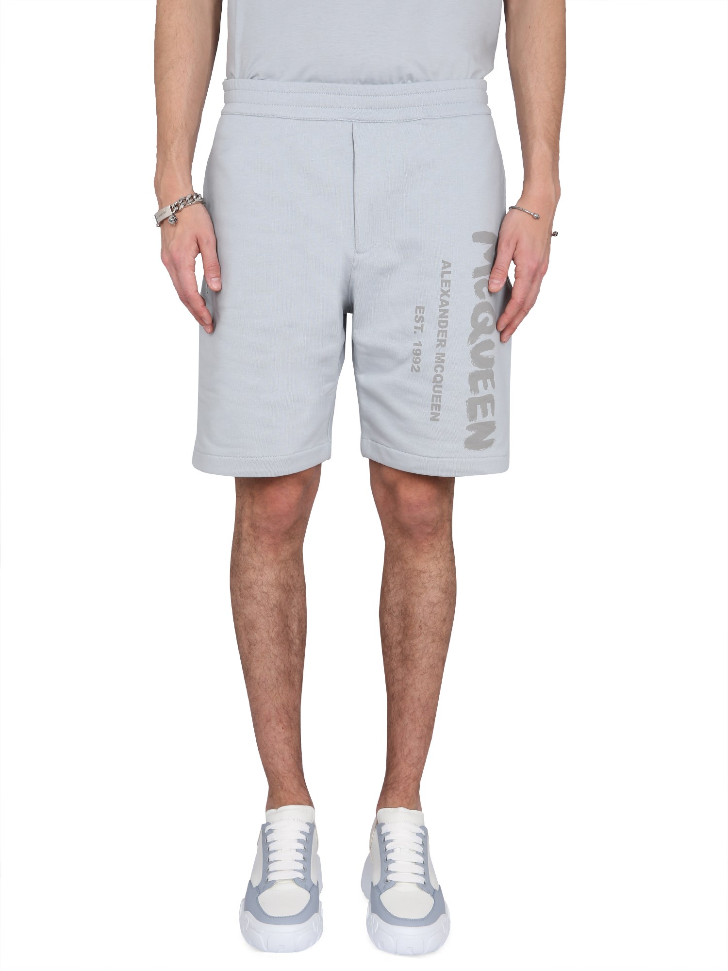 Alexander McQueen alexander mcqueen bermuda shorts with graffiti logo print