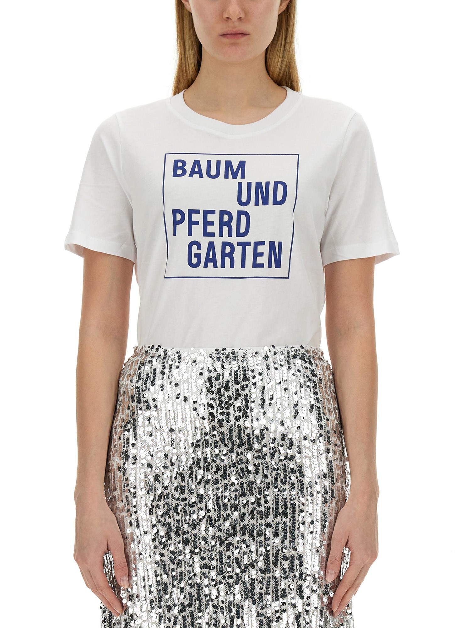 baum und pferdgarten baum und pferdgarten t-shirt with print
