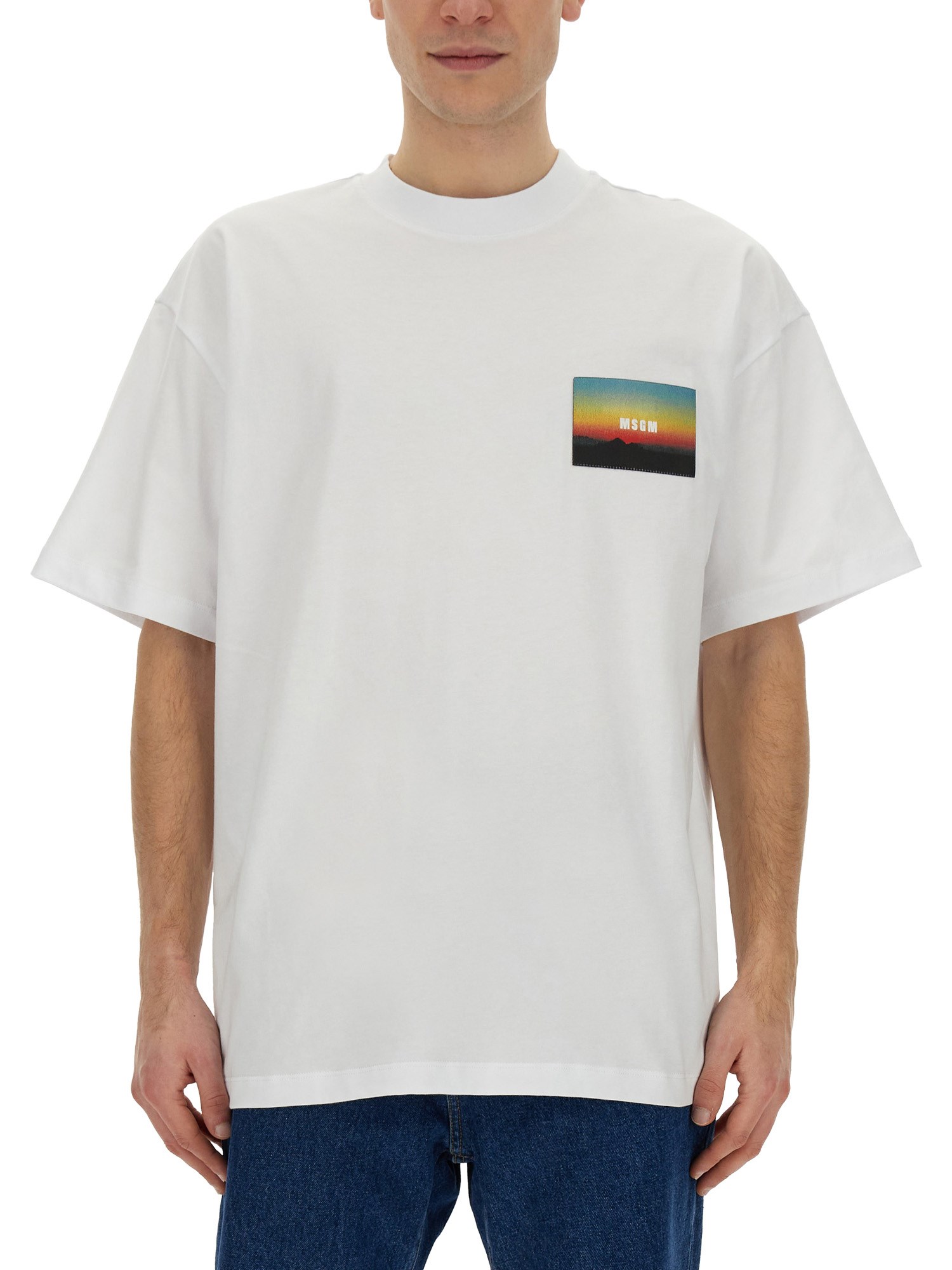 Msgm msgm t-shirt with "sunset" patch application