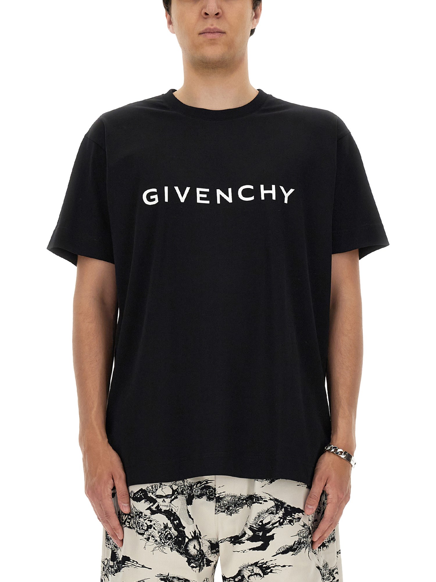 Givenchy givenchy oversize fit t-shirt