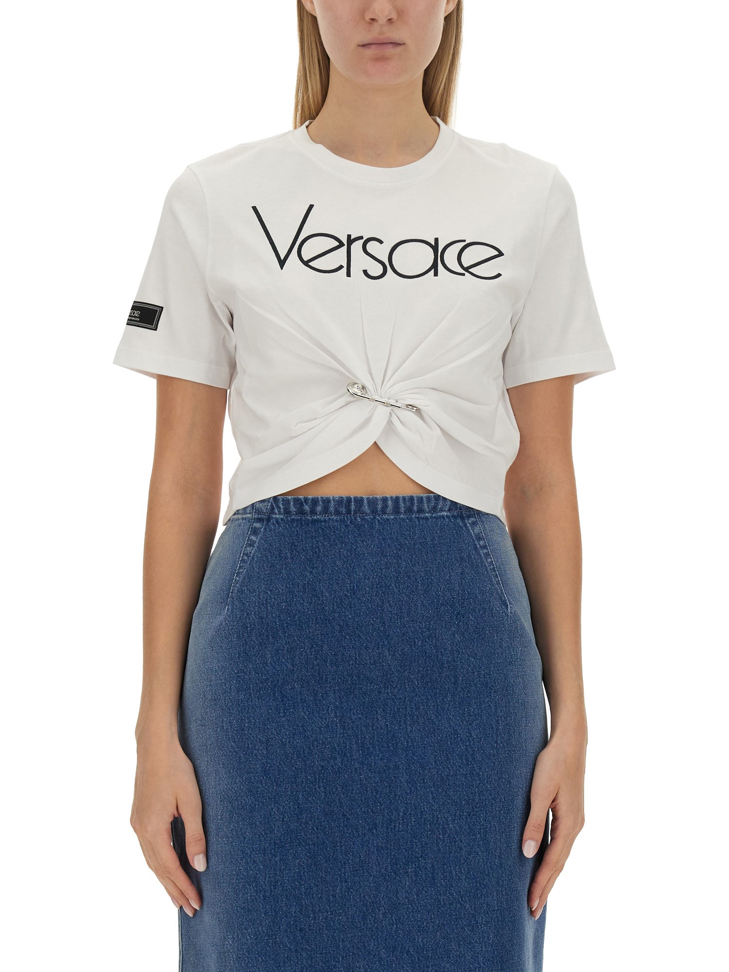 Versace versace "safety pin" logo t-shirt