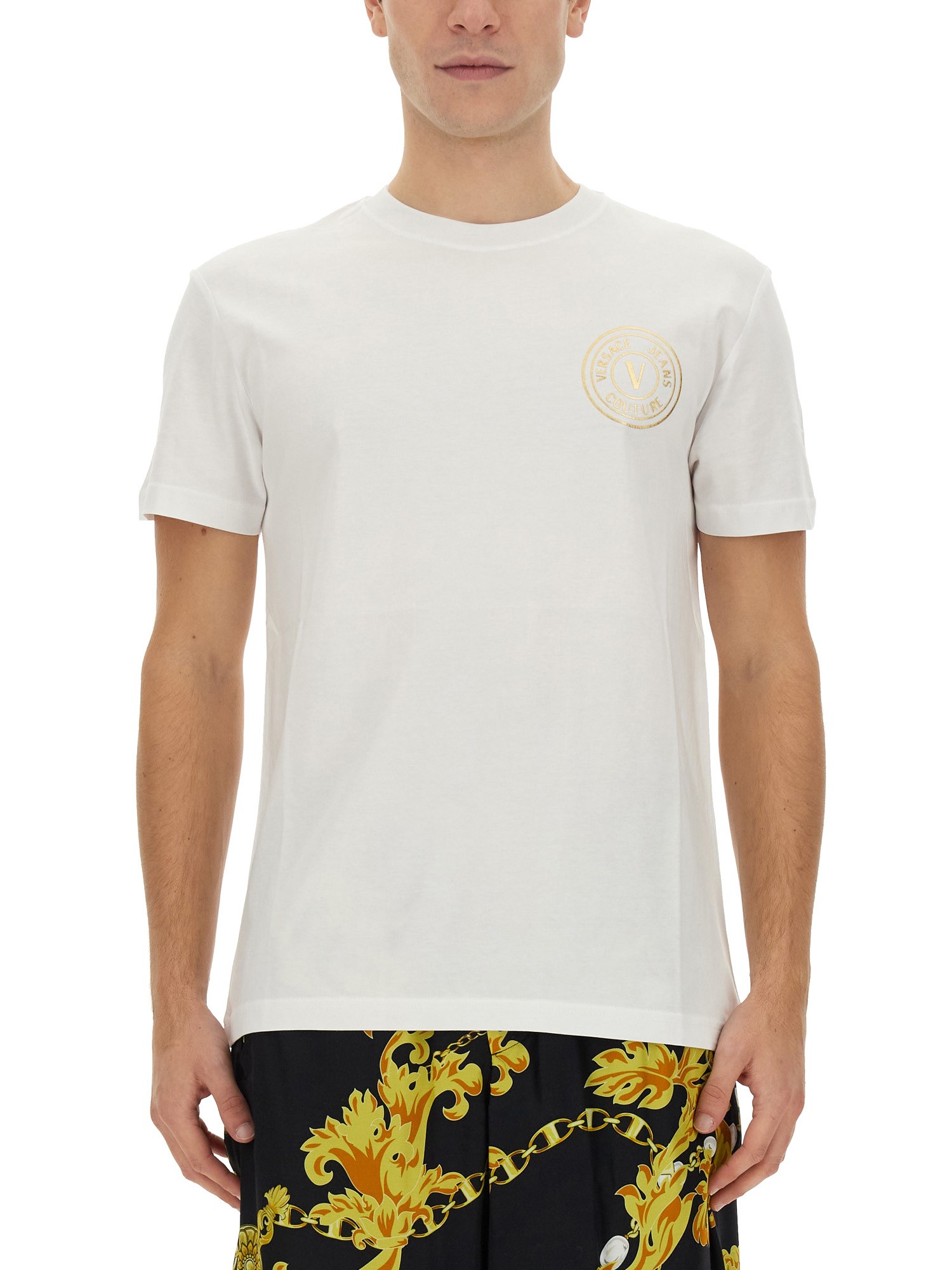 Versace Jeans Couture versace jeans couture "v-emblem" t-shirt