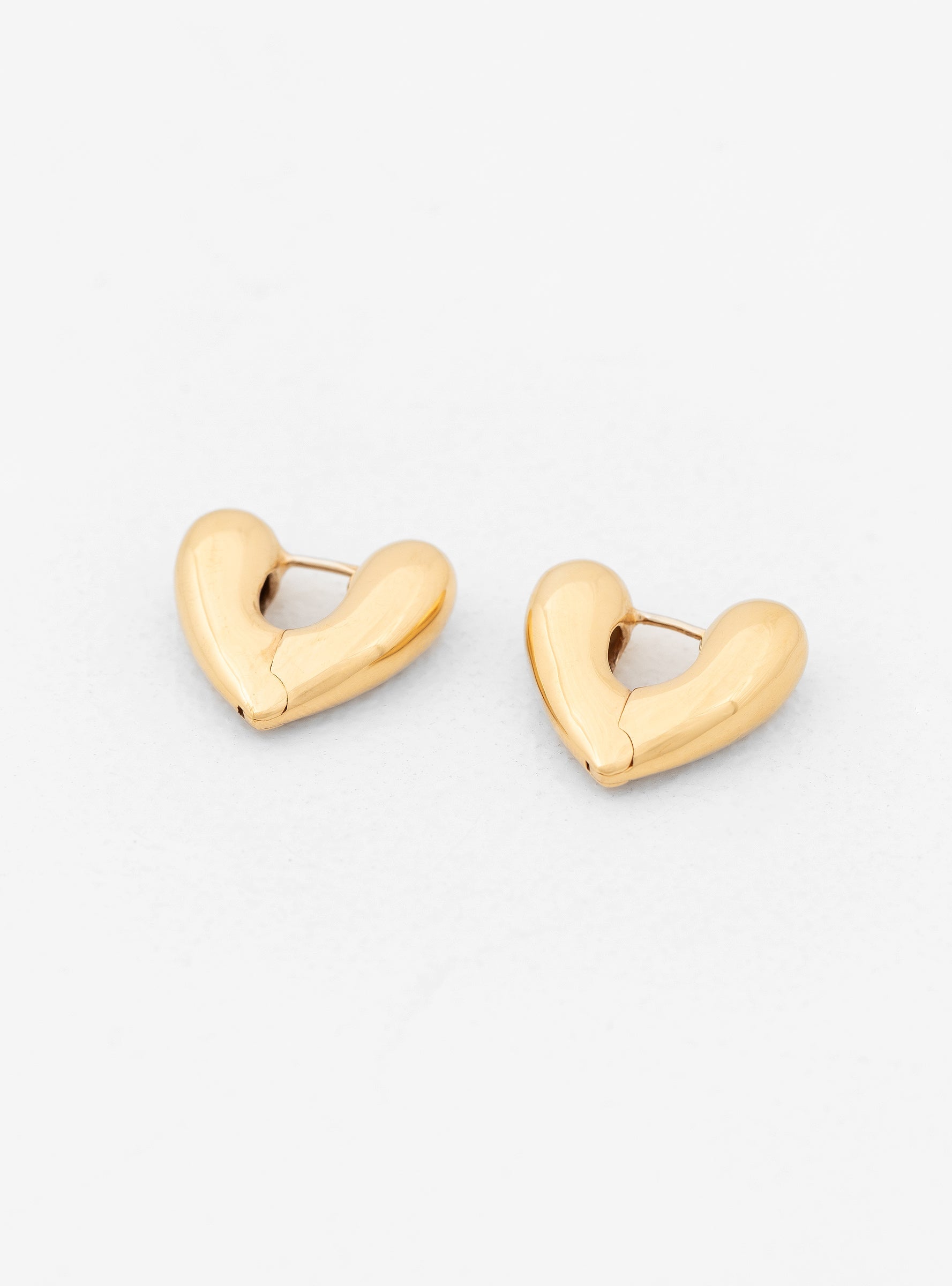  Annika Inez Small Heart Gold-Plated Hoop Earrings