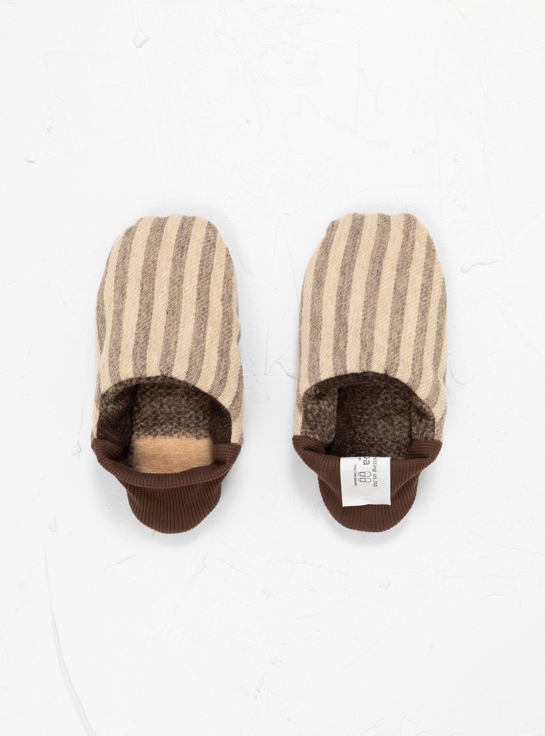  Merippa Block Plaid and Stripes Slippers - Size: Medium