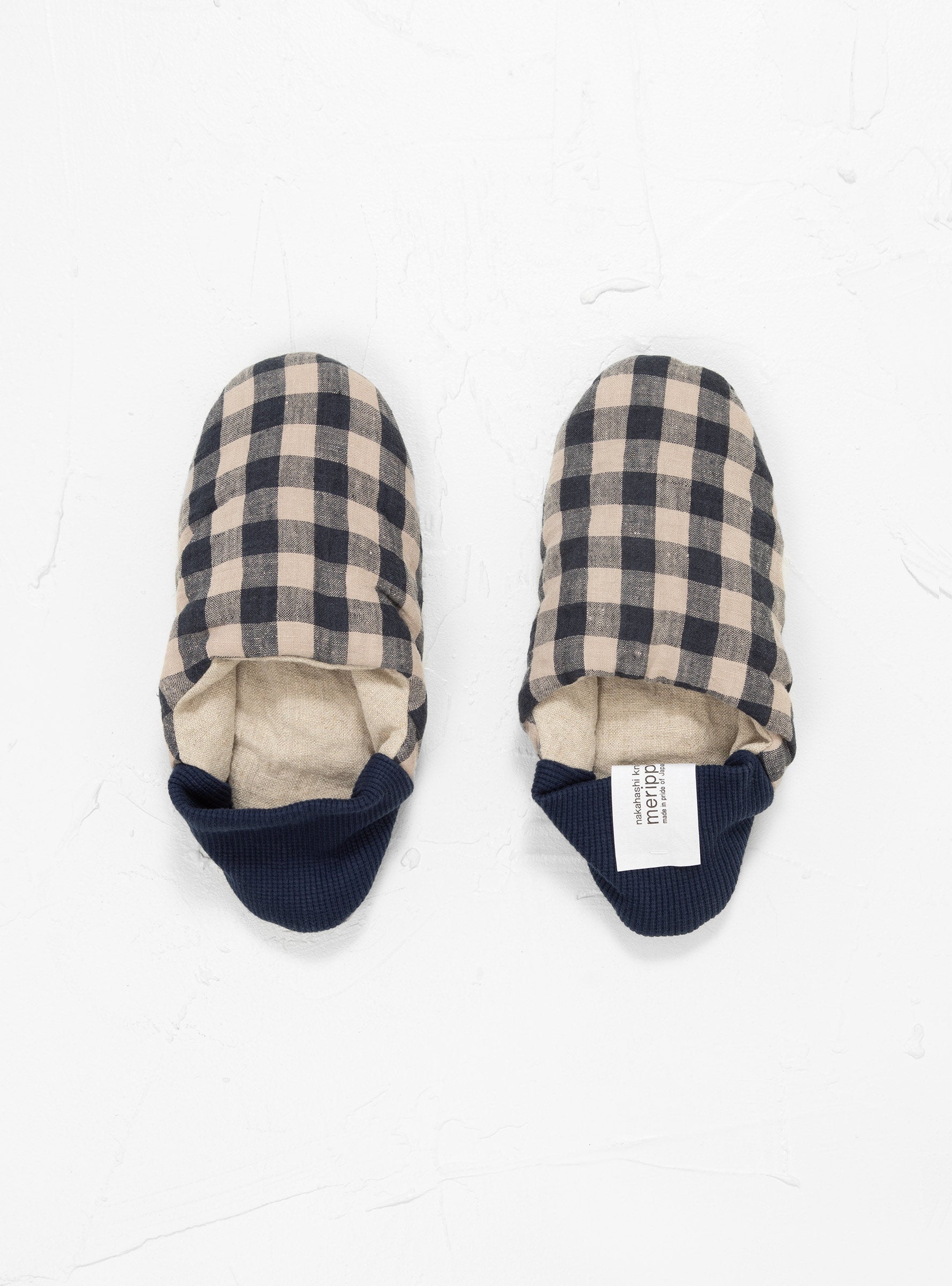  Merippa Cozy Linen Navy and White Gingham Slippers