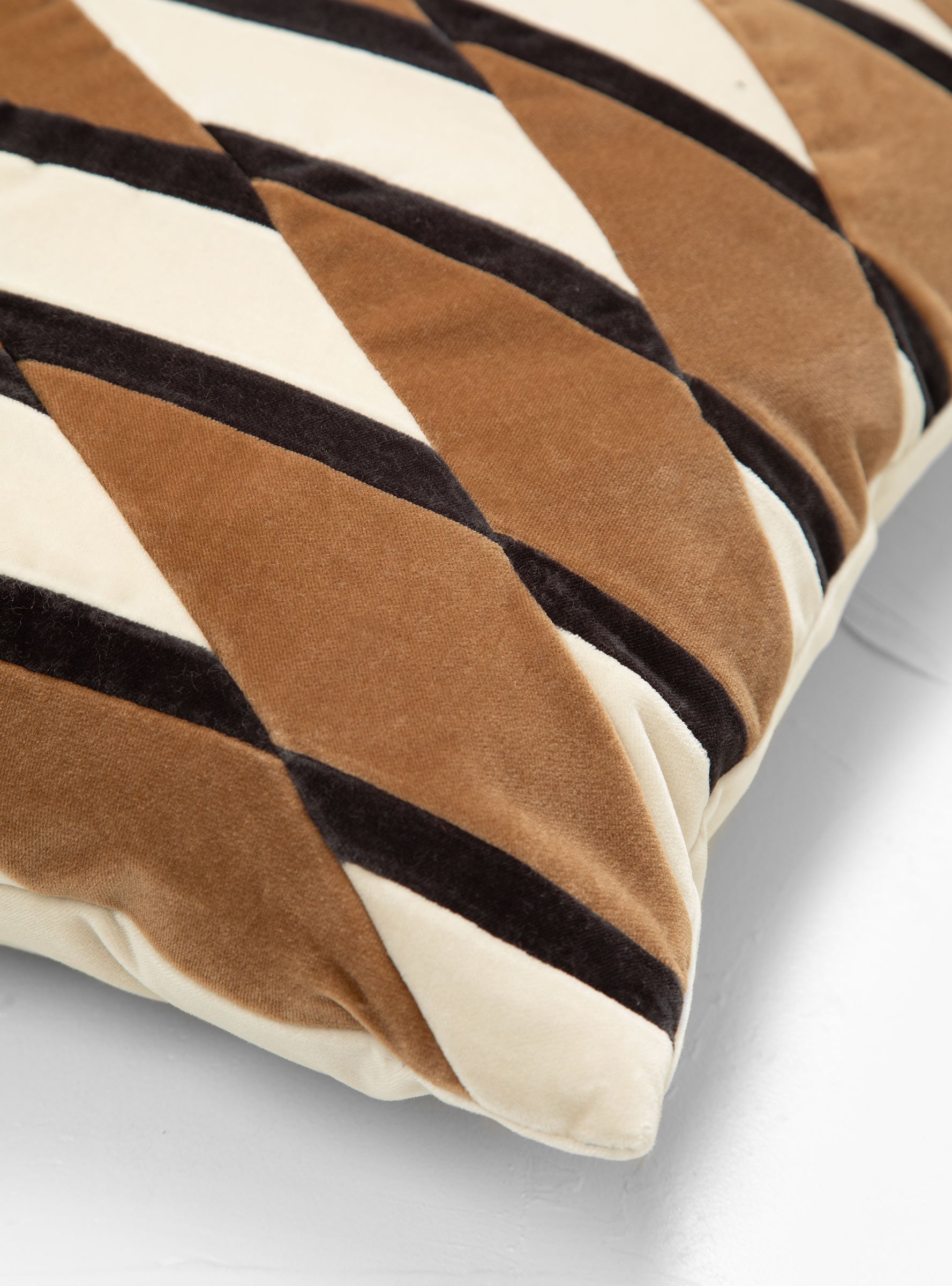  Christina Lundsteen Layla Cushion Camel Brown