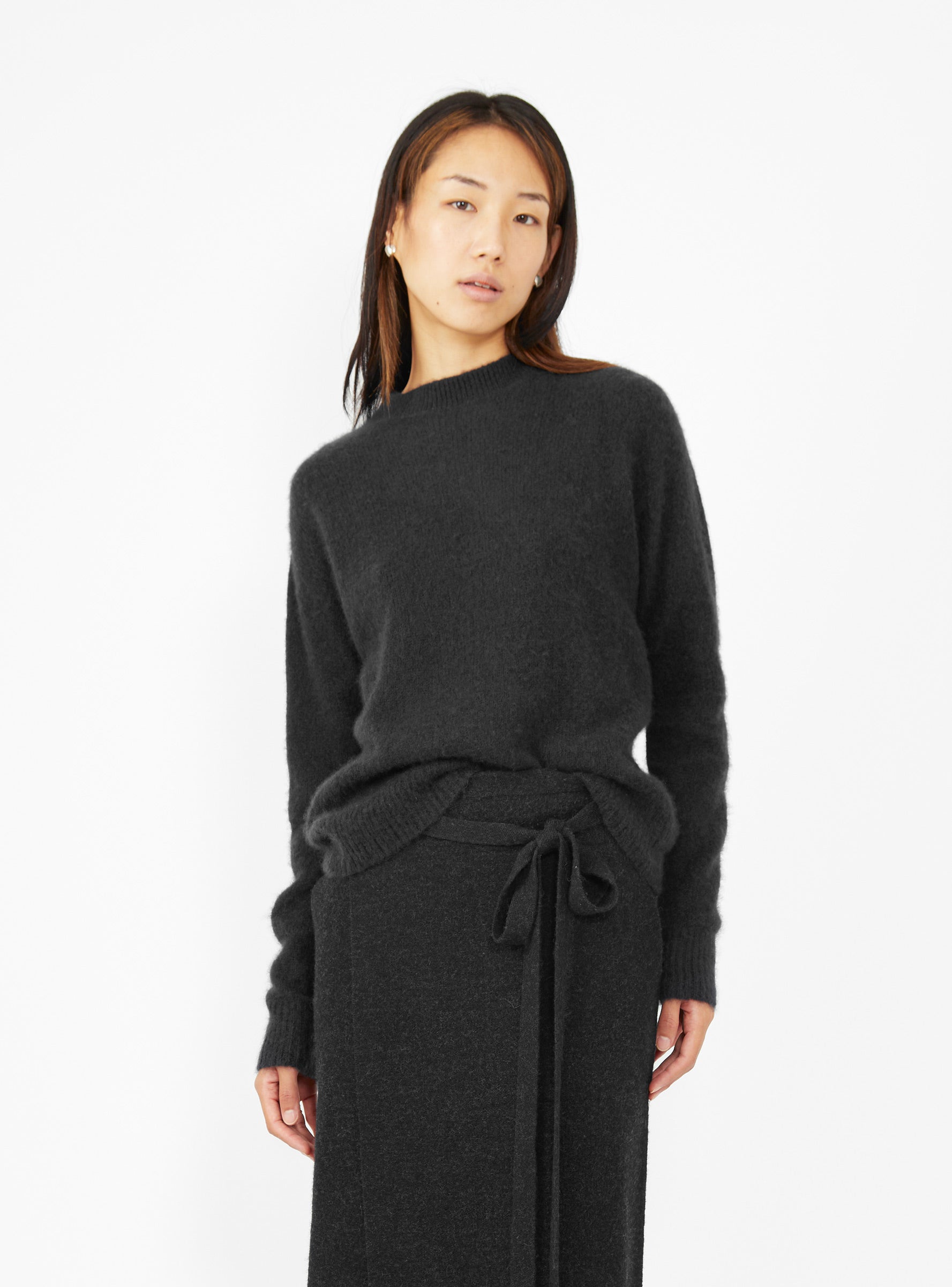  Himalayan Cashmere Nimbus Cropped Sweater Black