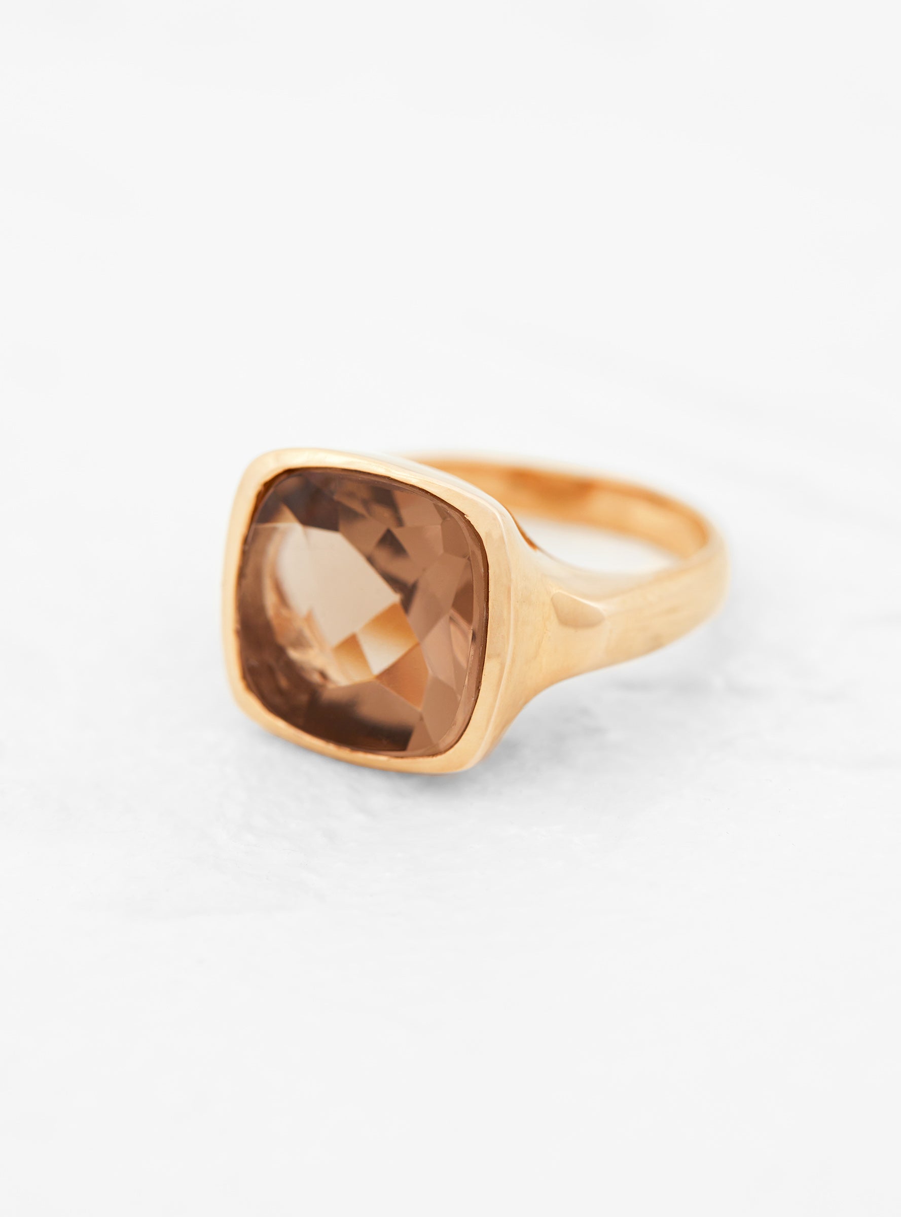  Helena Rohner Antic Bufftop Smoky Vapoured Quartz Gold Plated Ring