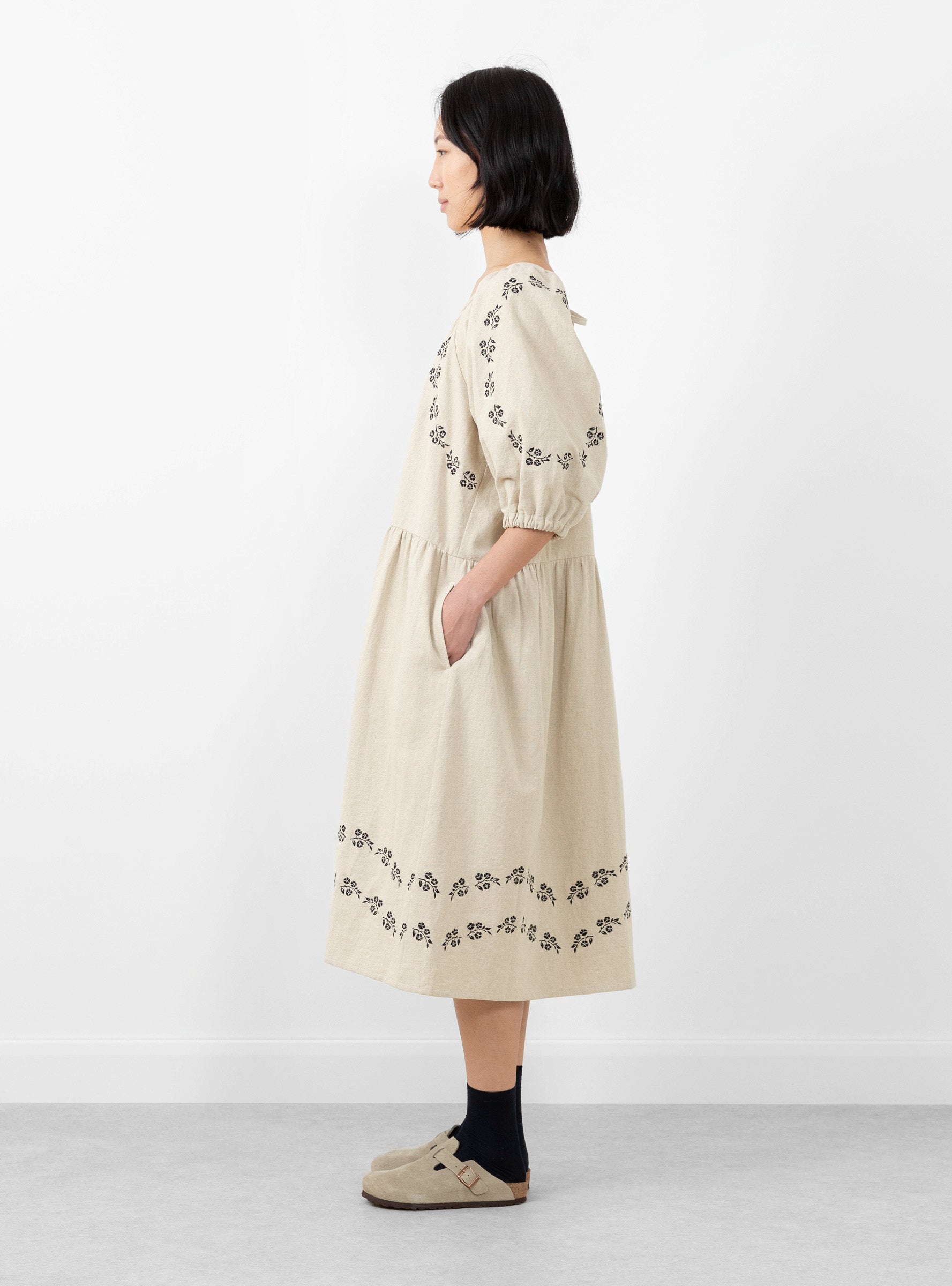  Sideline Heather Dress Oat Embroidered - Size: XS