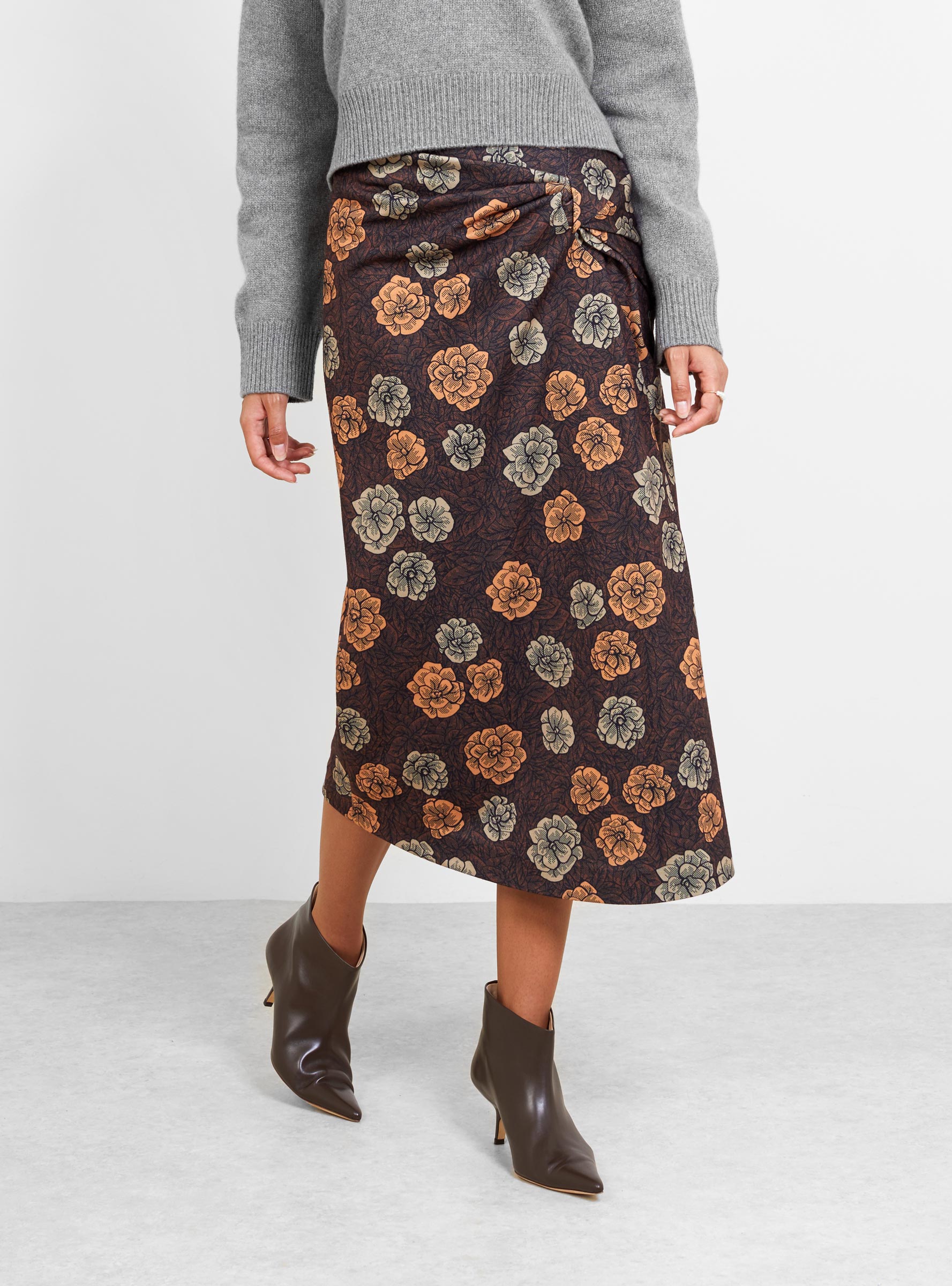  Rejina Pyo Iris Skirt Flower Mocha Brown