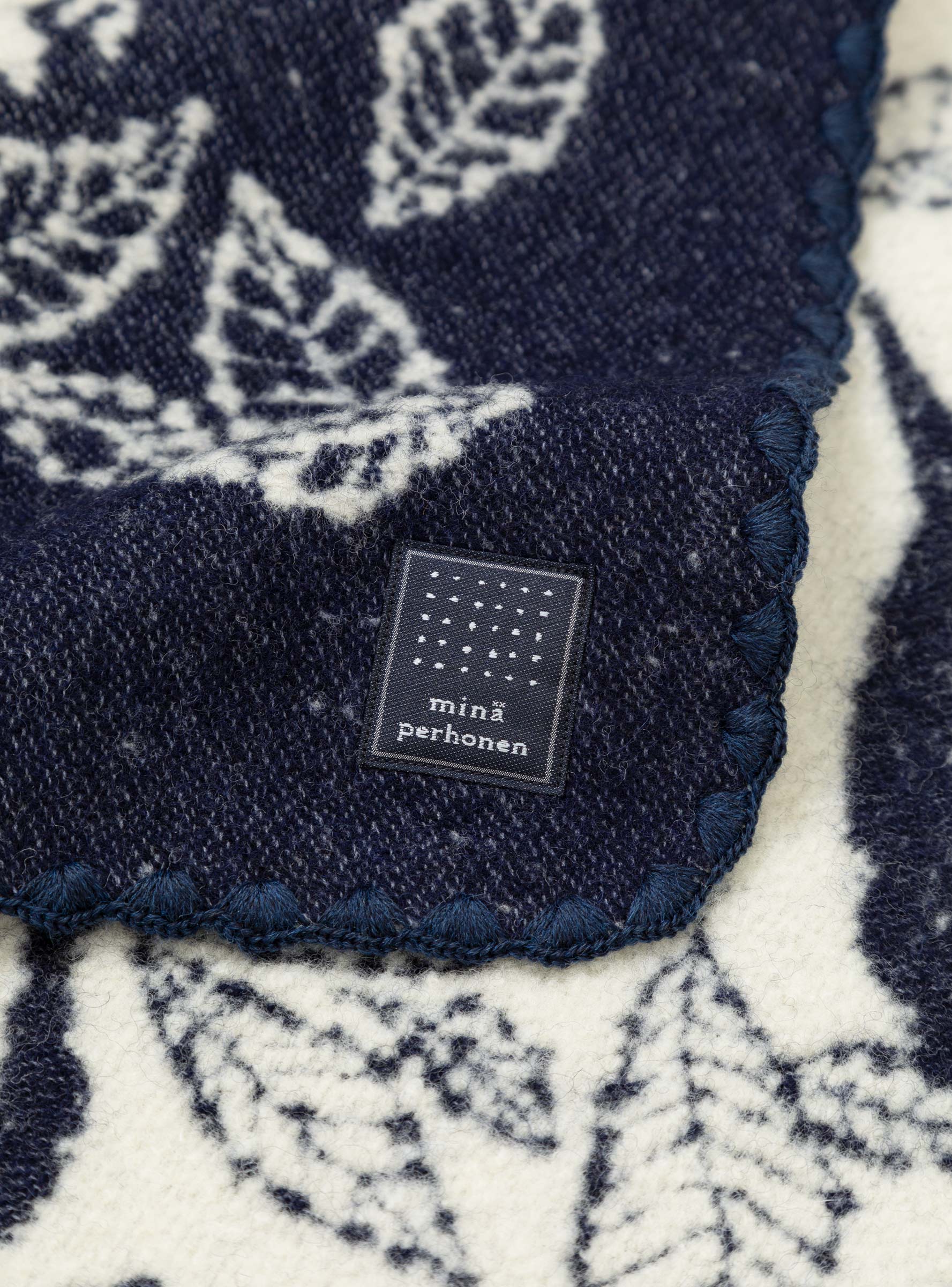  Minä Perhonen Carnival Blanket Small Navy