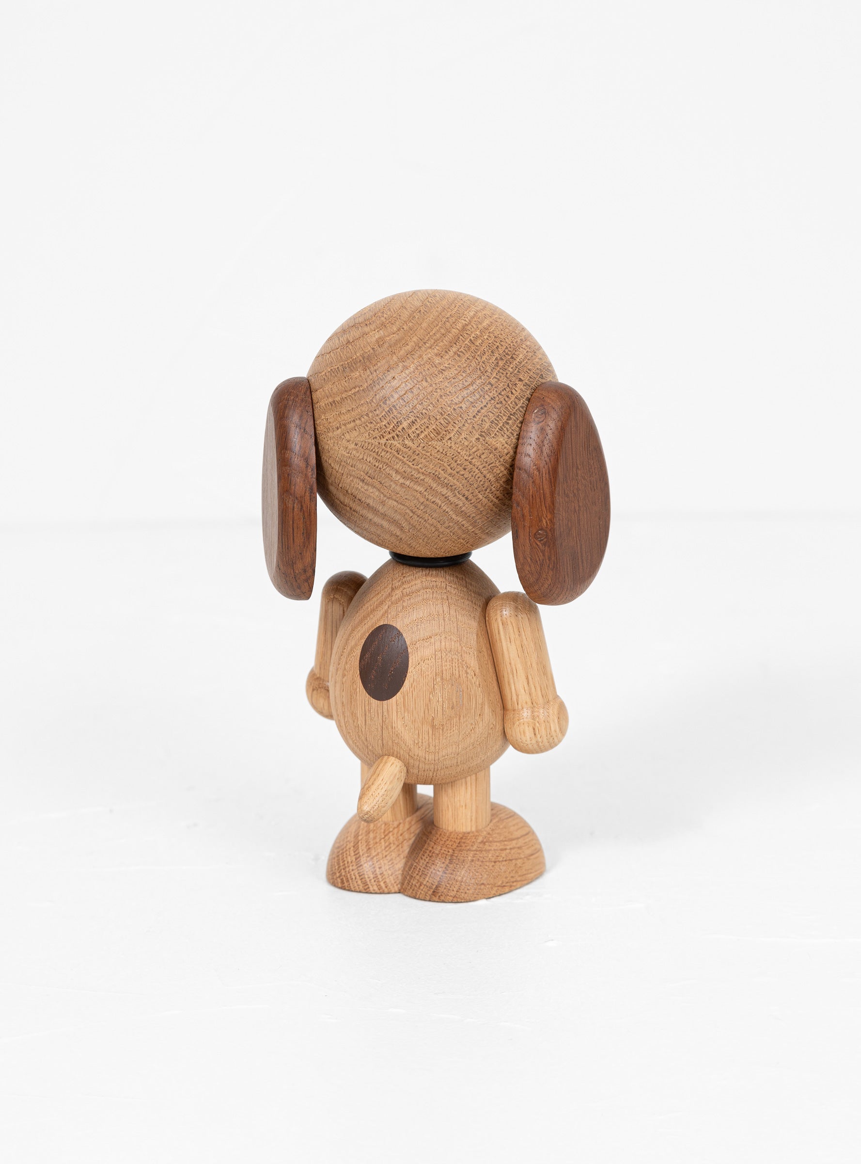  Boyhood Snoopy Large Smoke Stained Oak