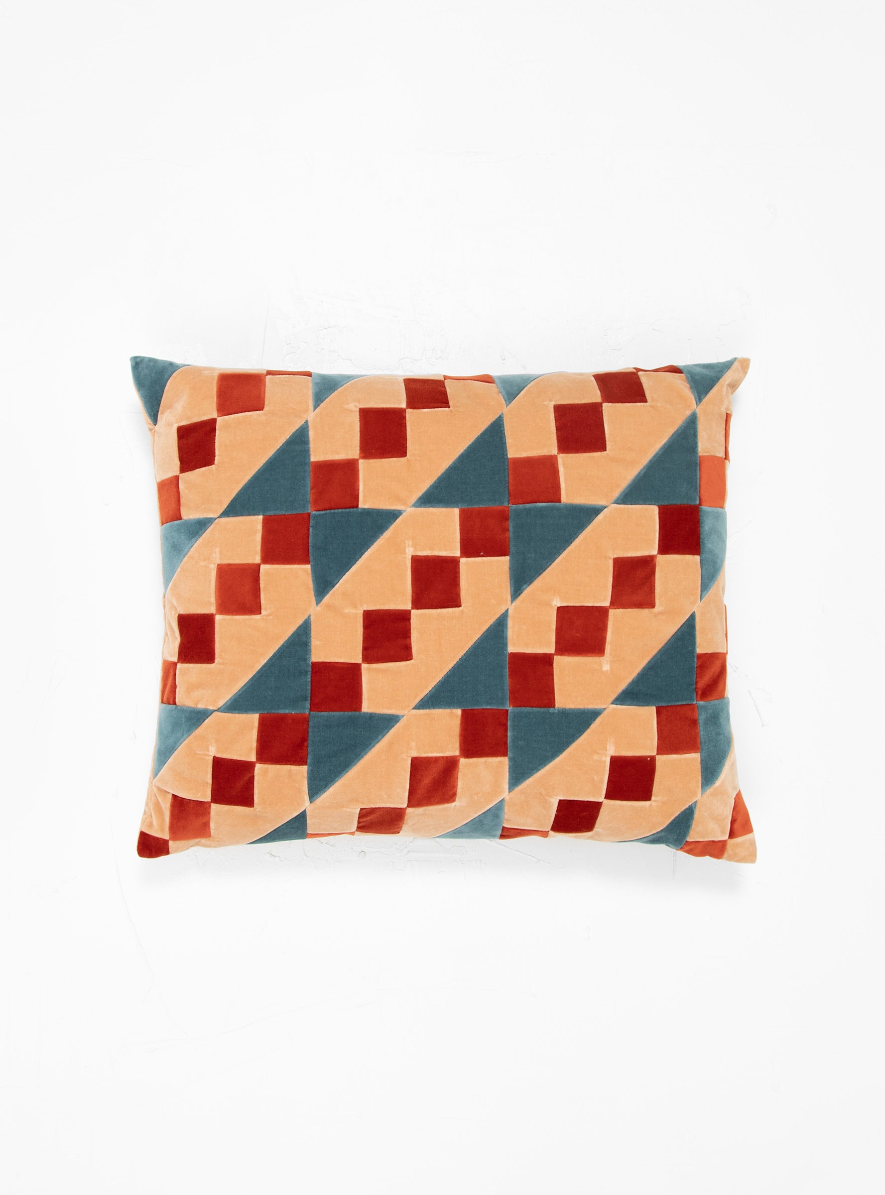  Christina Lundsteen Addison Cushion Beige, Red & Blue