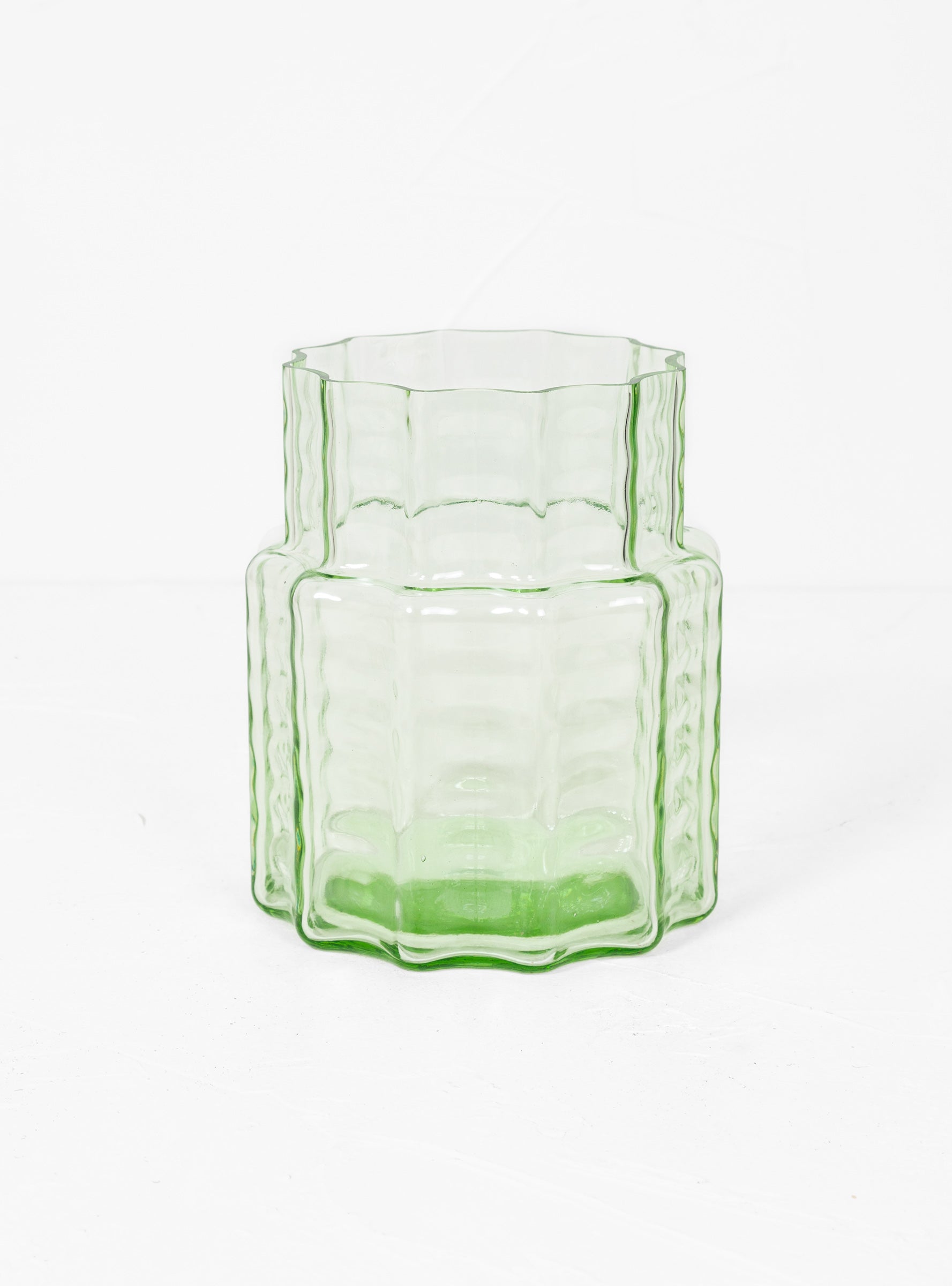  Serax Green Wave Vase 04 Transparent