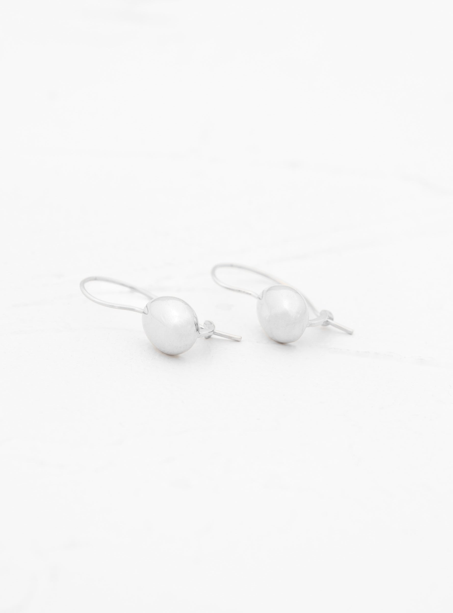  Helena Rohner Closed Egg Silver Earrings