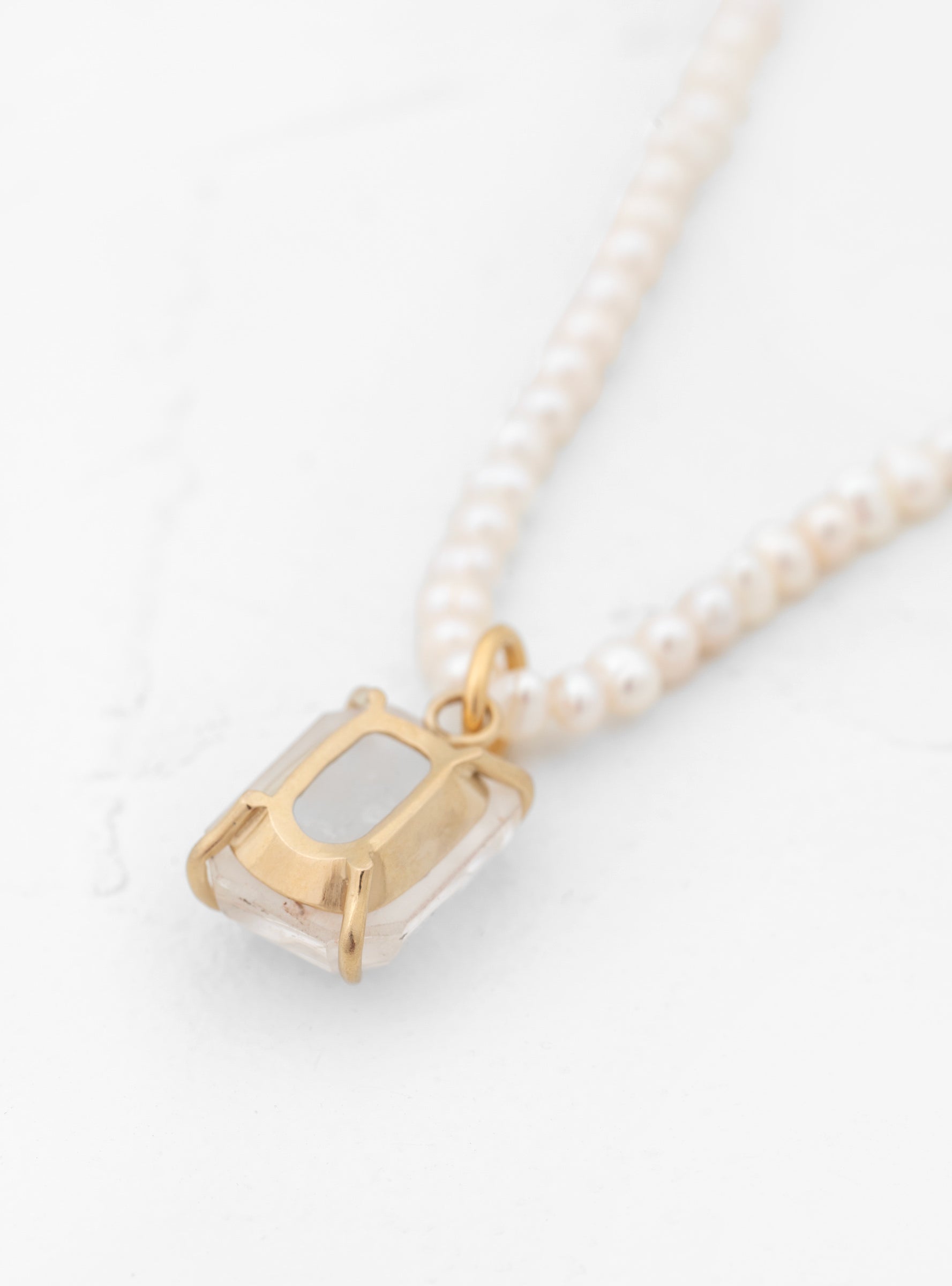  BEATRIZ PALACIOS Quartz Pendant Necklace