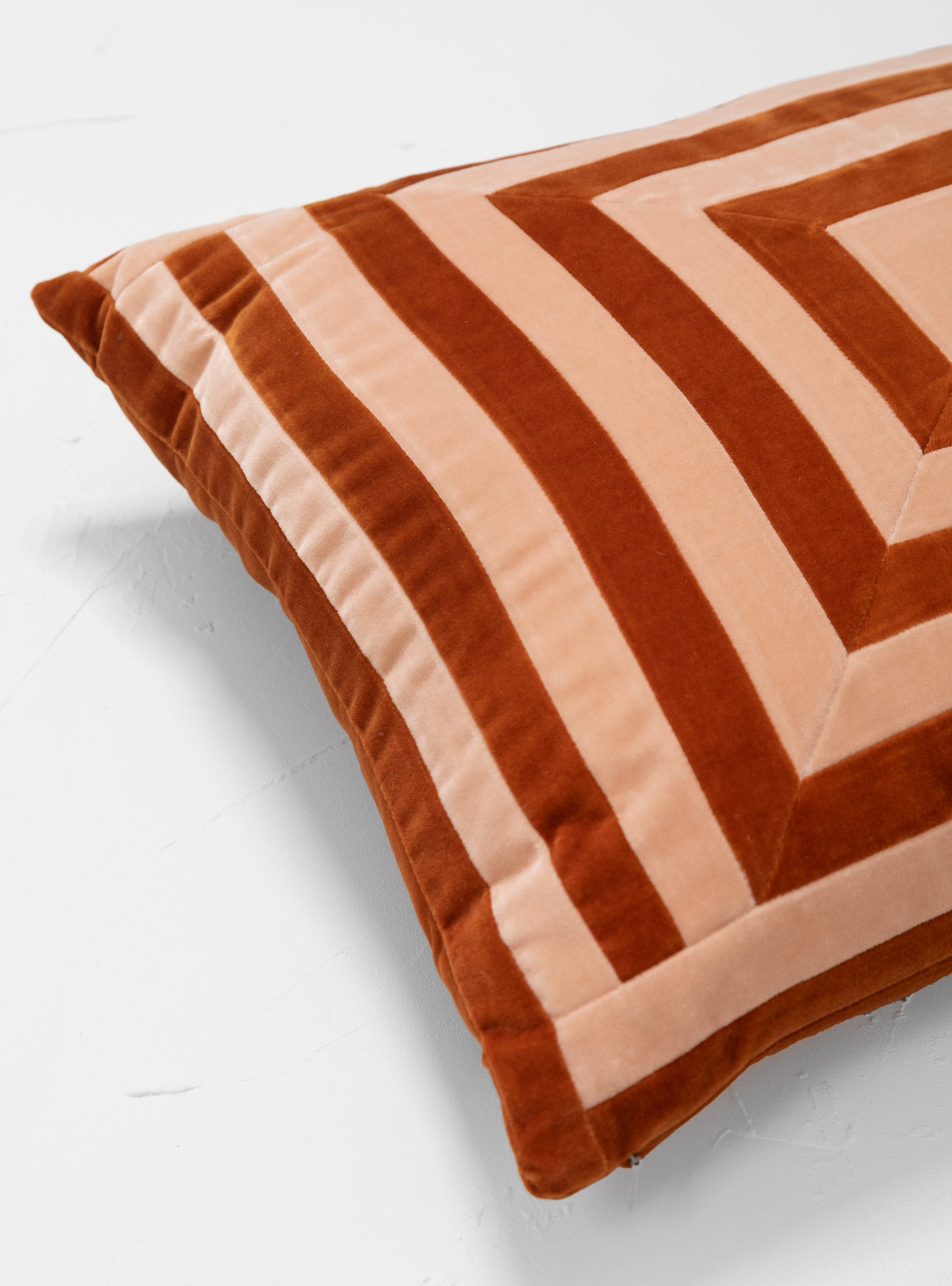  Christina Lundsteen Lucy Cushion Plaster & Burnt Orange