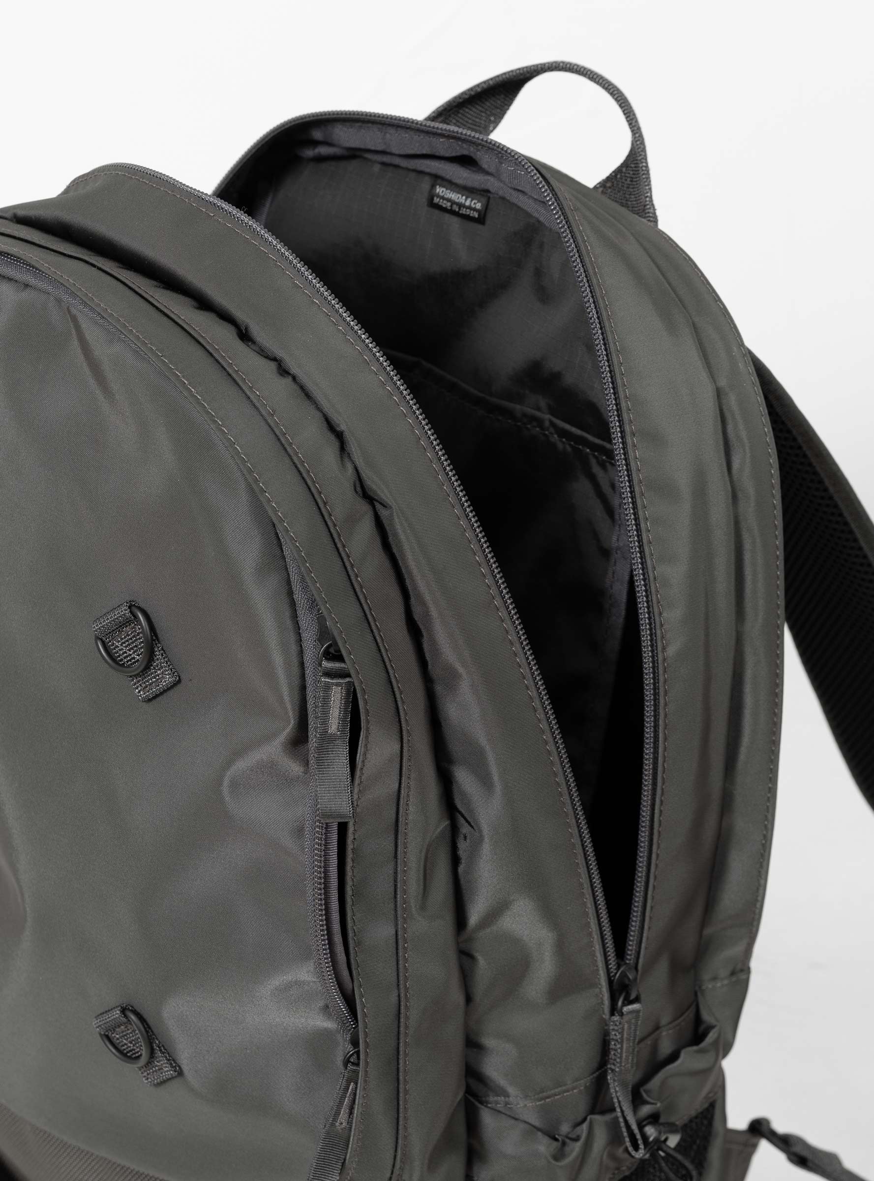  Porter Yoshida & Co. RIDE Daypack Graphite