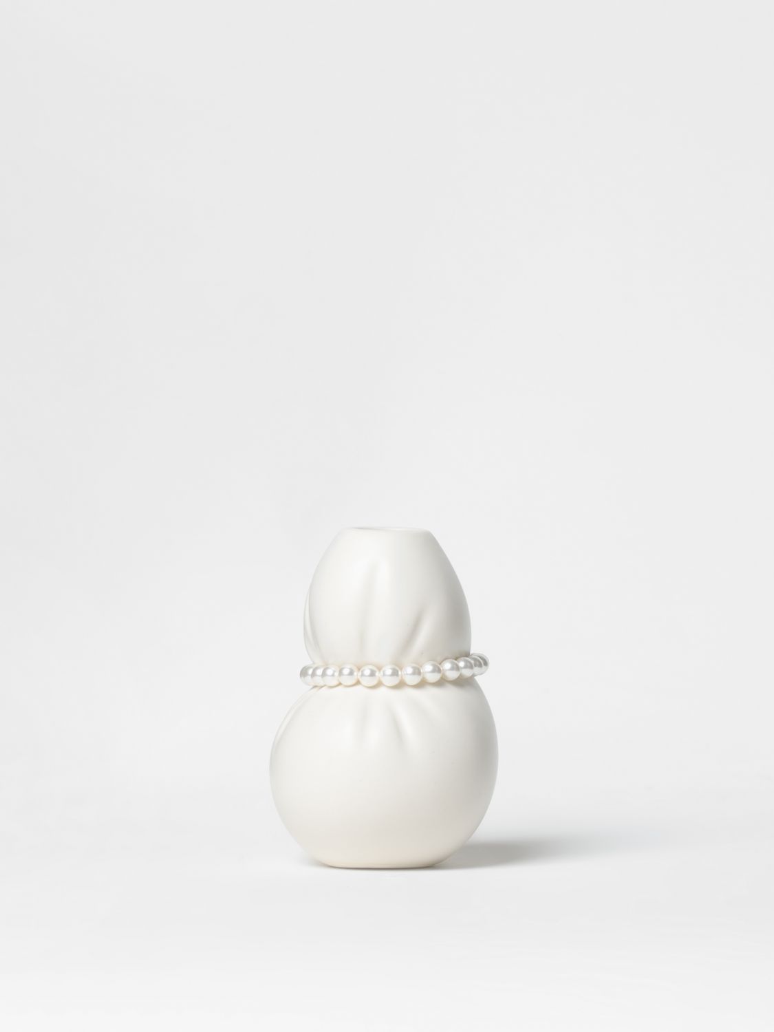 Completedworks Vases COMPLETEDWORKS Lifestyle colour White