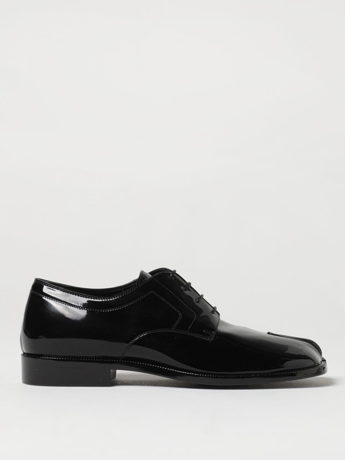 Maison Margiela Brogue Shoes MAISON MARGIELA Men colour Black