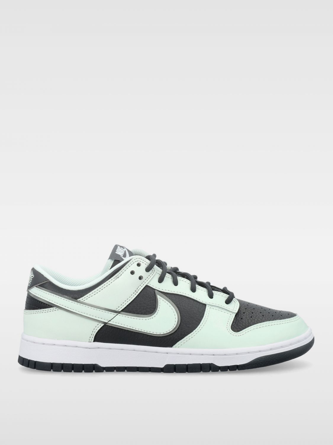 Nike Sneakers NIKE Men color Grey