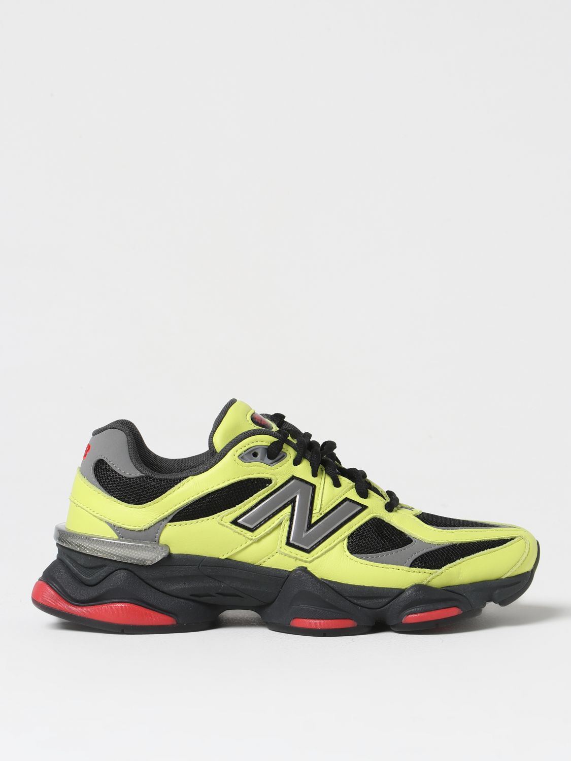 New Balance Trainers NEW BALANCE Men colour Yellow