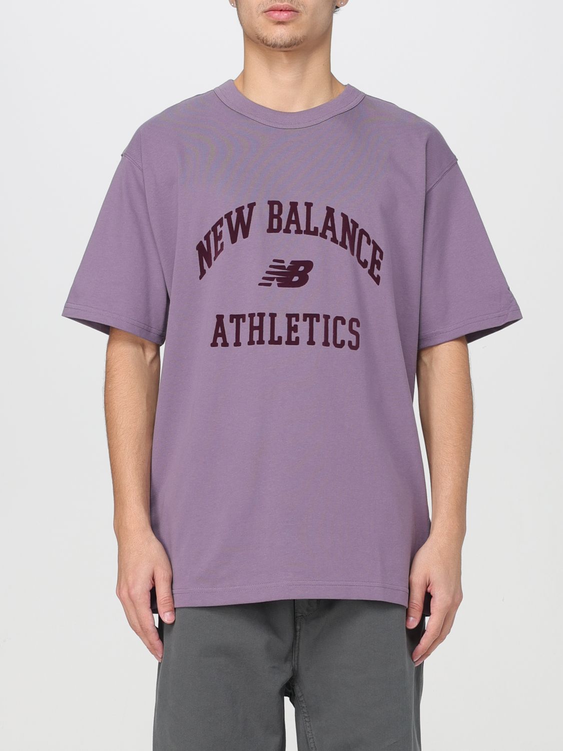 New Balance T-Shirt NEW BALANCE Men colour Violet