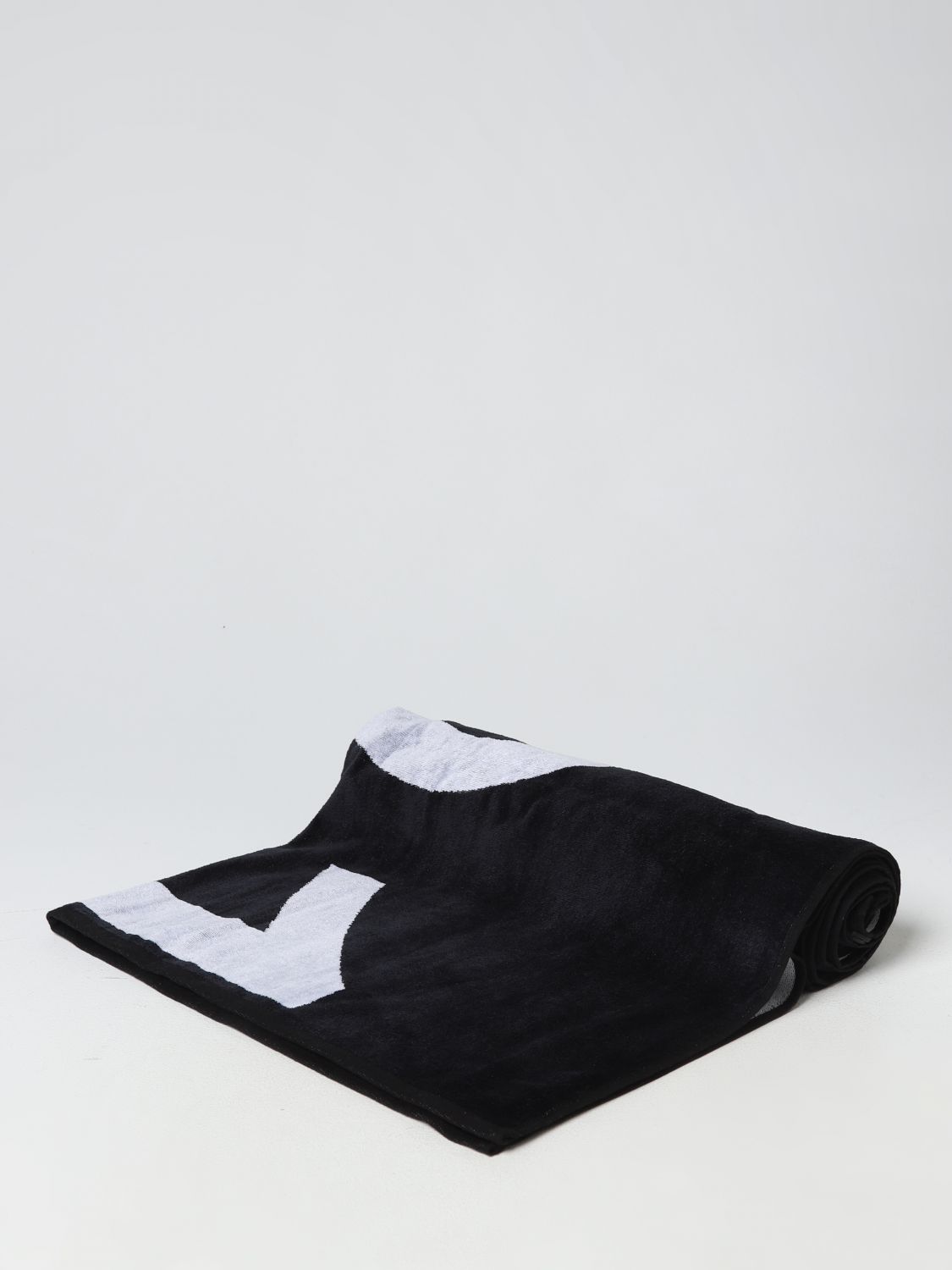 N° 21 Bath And Beach Towels N° 21 Lifestyle colour Black