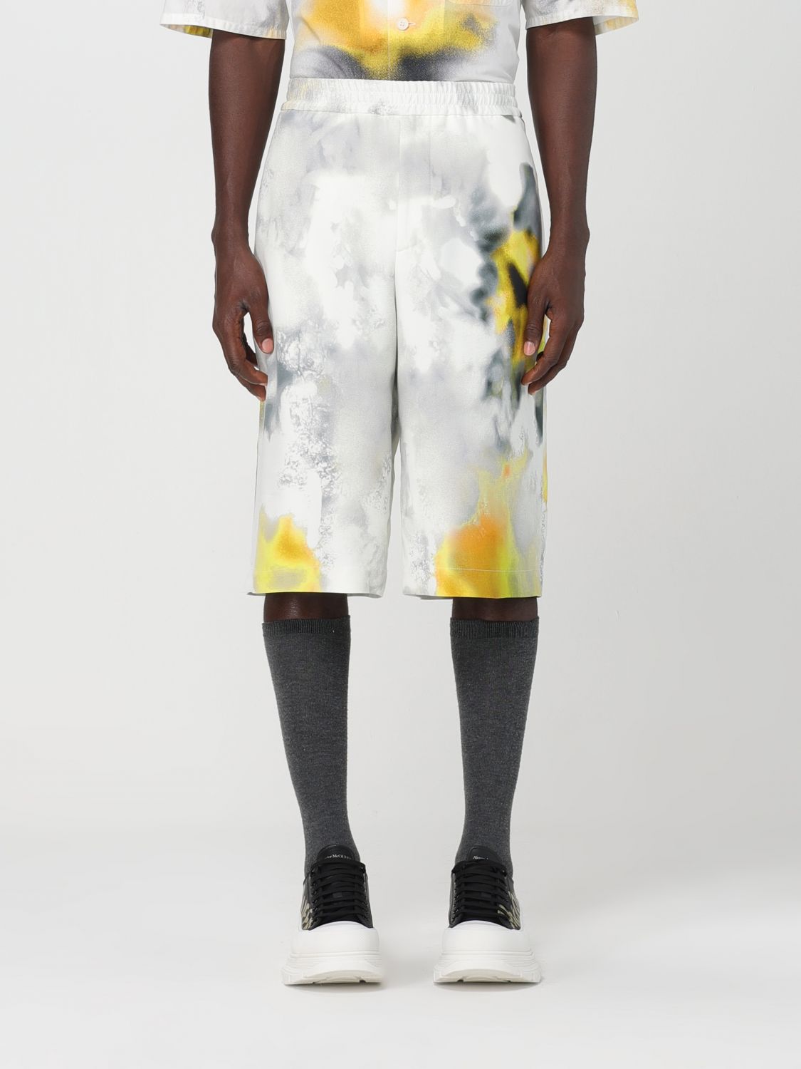 Alexander McQueen Short ALEXANDER MCQUEEN Men colour White