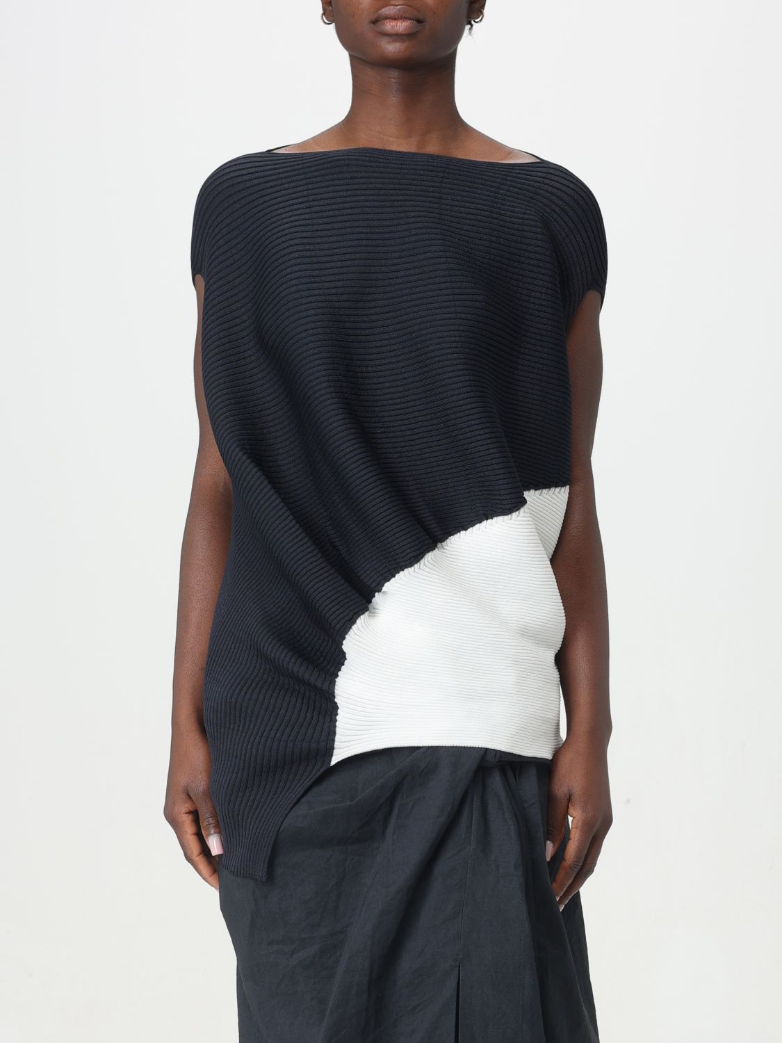 Issey Miyake Top ISSEY MIYAKE Woman colour Navy