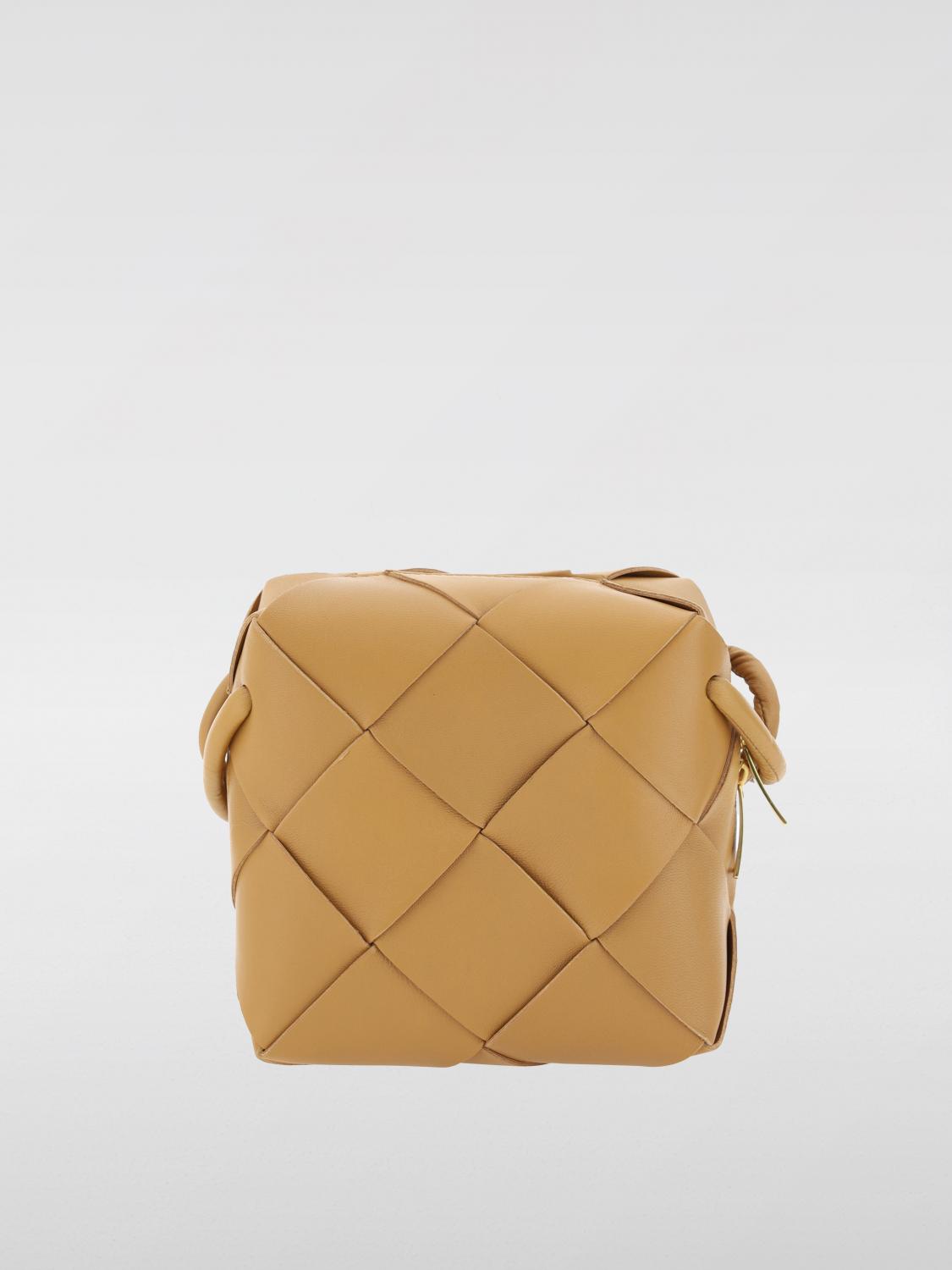 Bottega Veneta Bottega Veneta Cassette bag in woven nappa