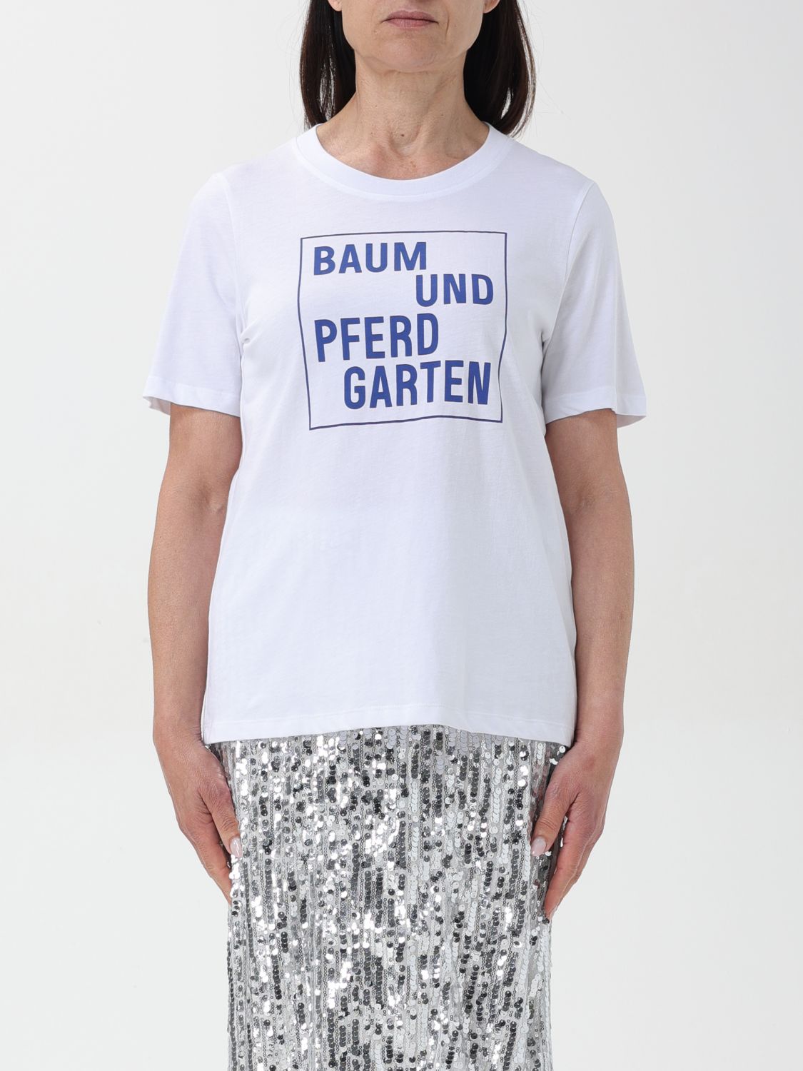 baum und pferdgarten T-Shirt BAUM UND PFERDGARTEN Woman color White