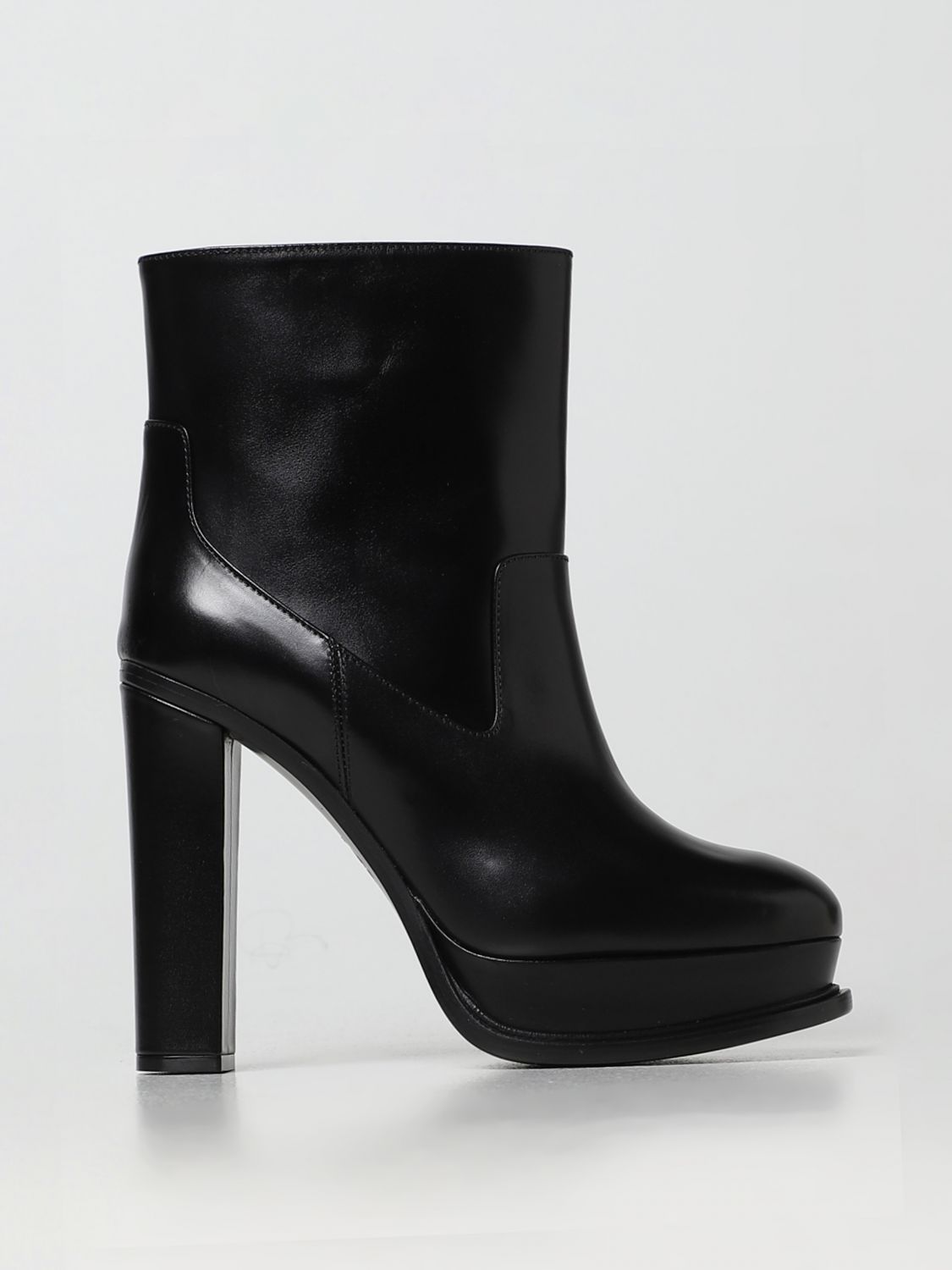 Alexander McQueen Flat Ankle Boots ALEXANDER MCQUEEN Woman colour Black