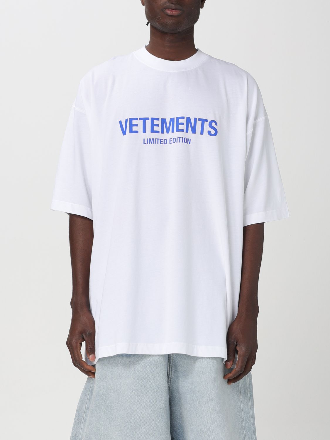 Vetements T-Shirt VETEMENTS Men color White