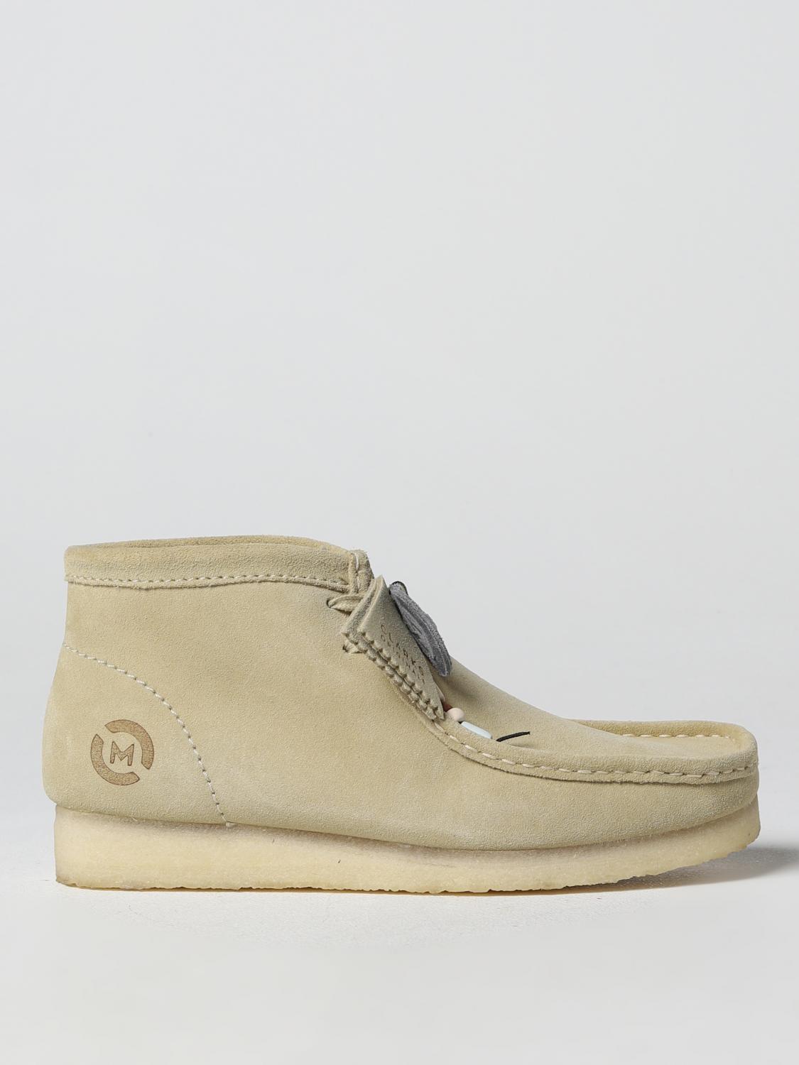 Clarks Originals Desert Boots CLARKS ORIGINALS Men colour Beige