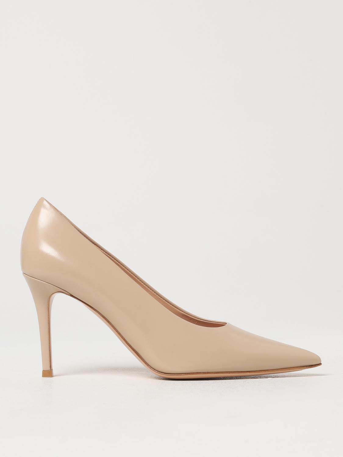 Gianvito Rossi Pumps GIANVITO ROSSI Woman color Beige