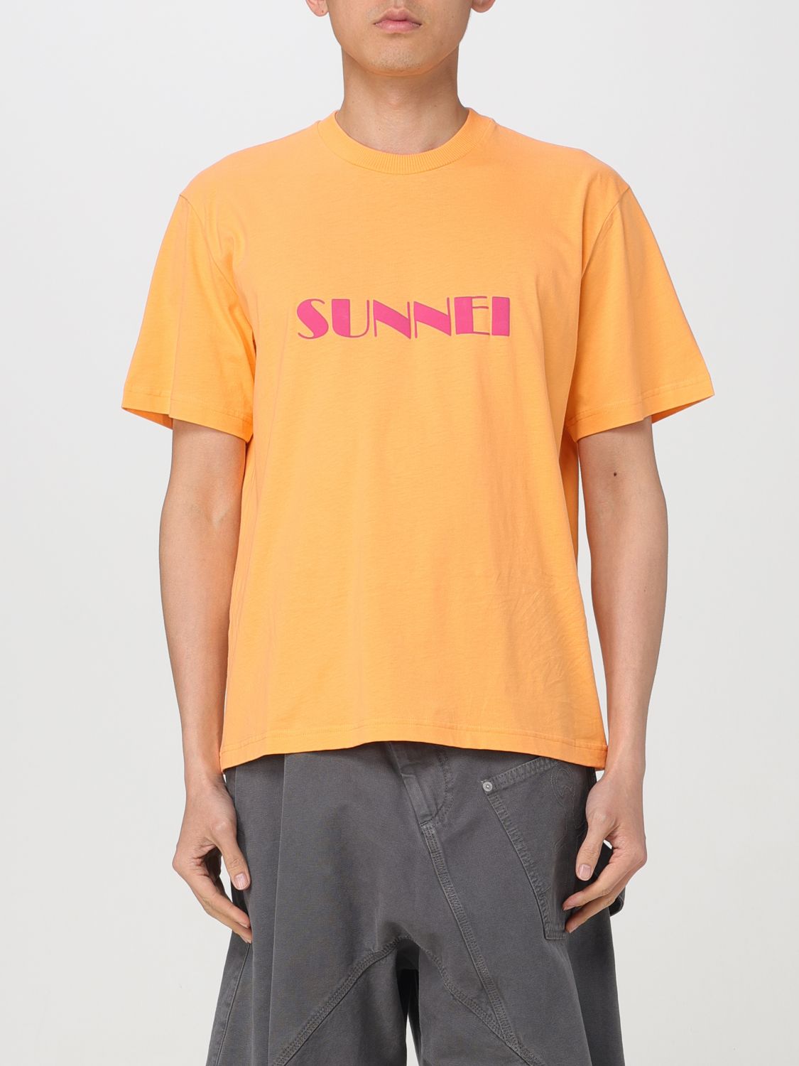 Sunnei T-Shirt SUNNEI Men colour Peach