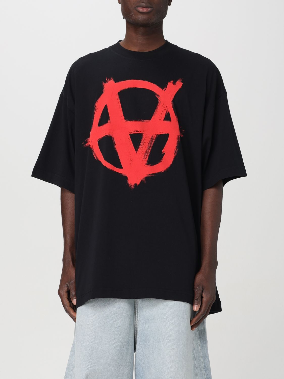 Vetements T-Shirt VETEMENTS Men color Black